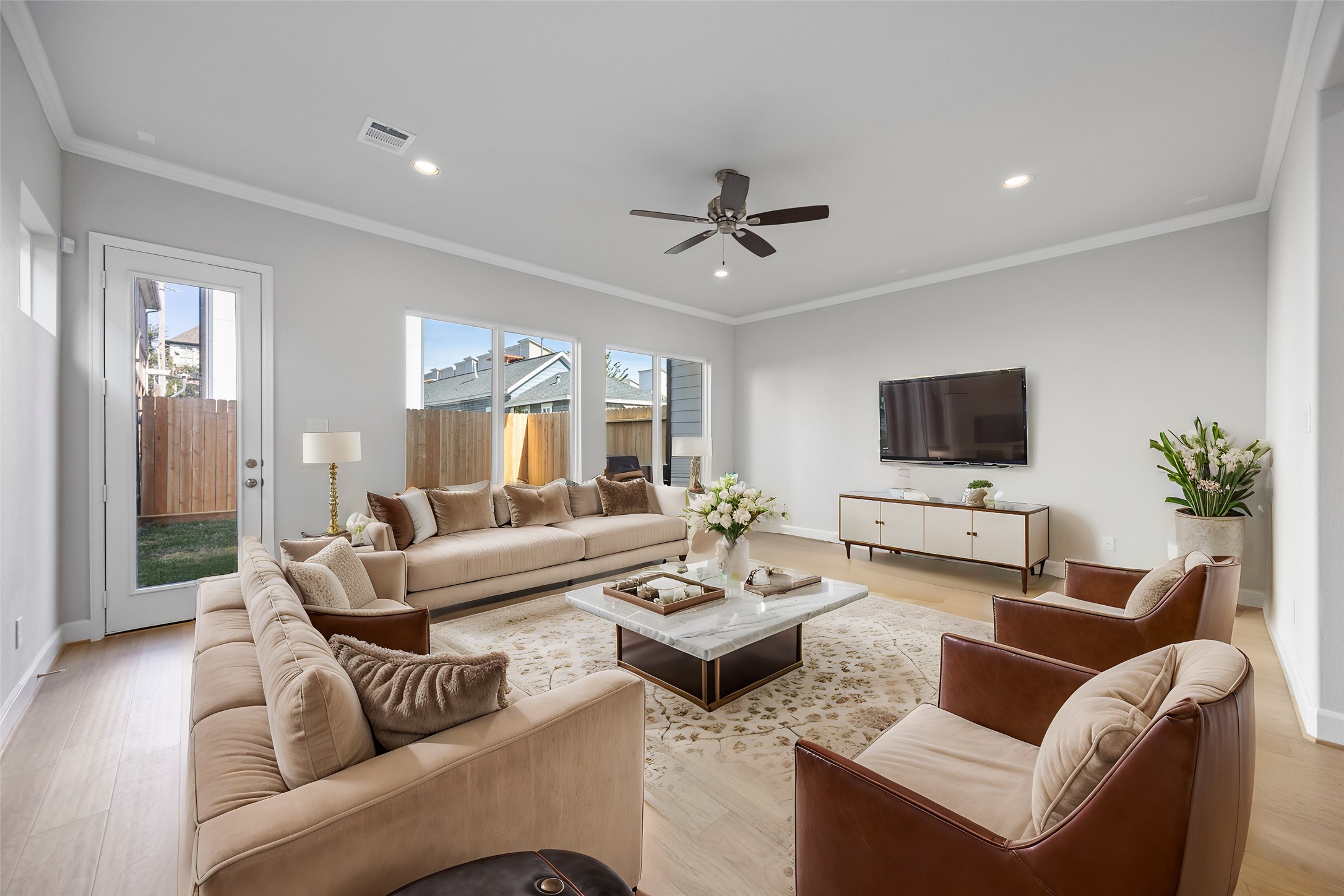 1110 Dart Street Property Photo