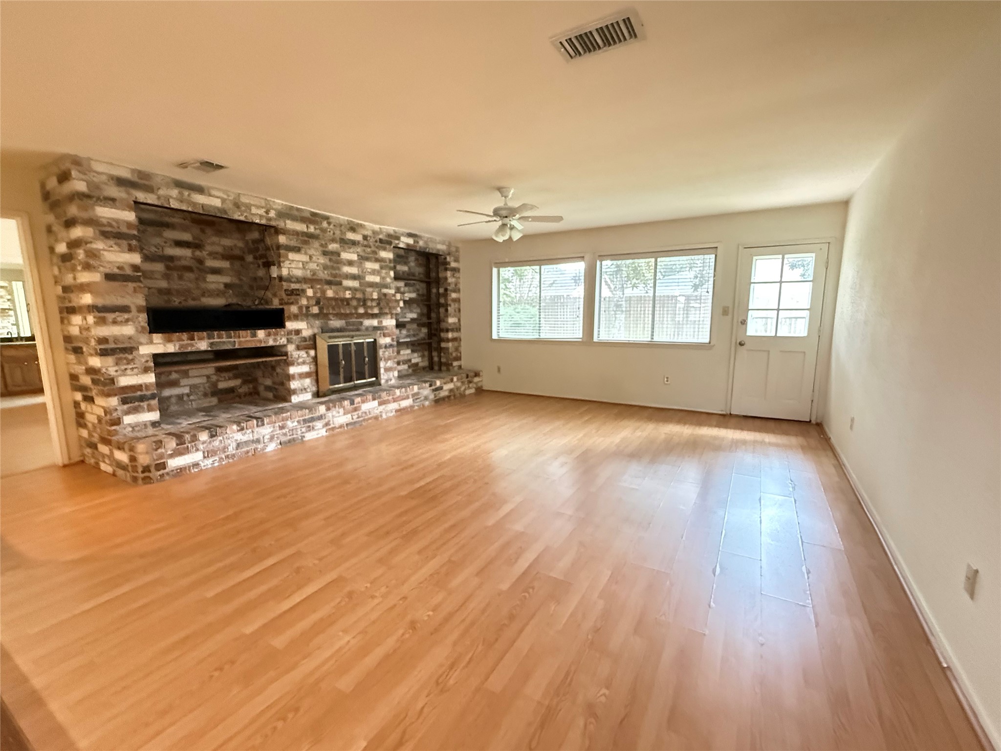 16402 Cavendish Drive Property Photo 3