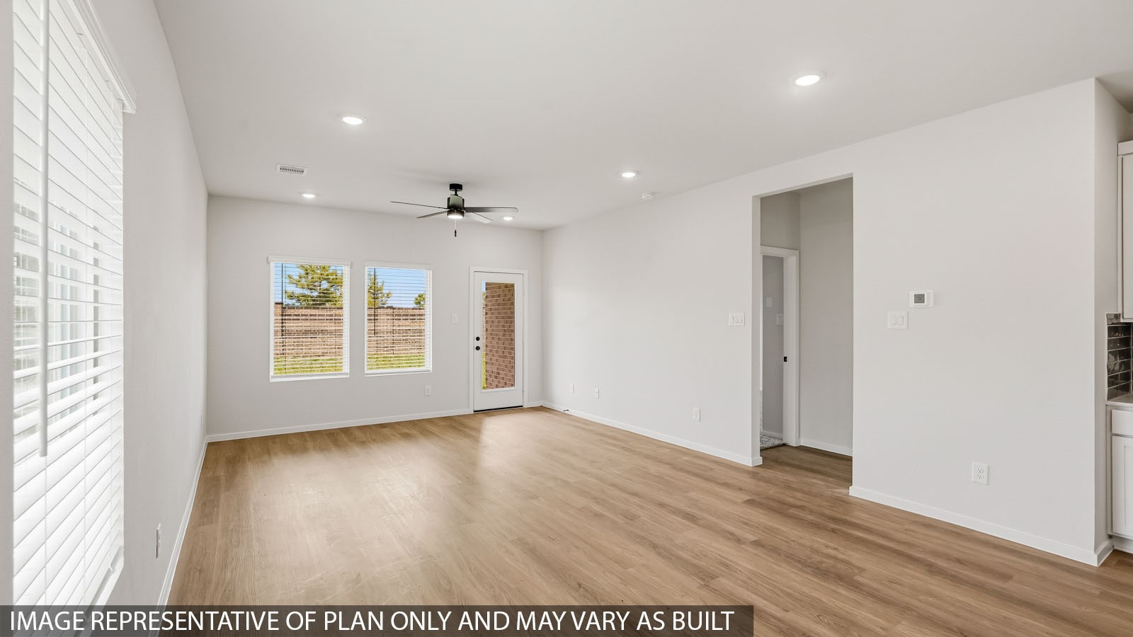 5113 Cooper Hawk Drive Property Photo 6