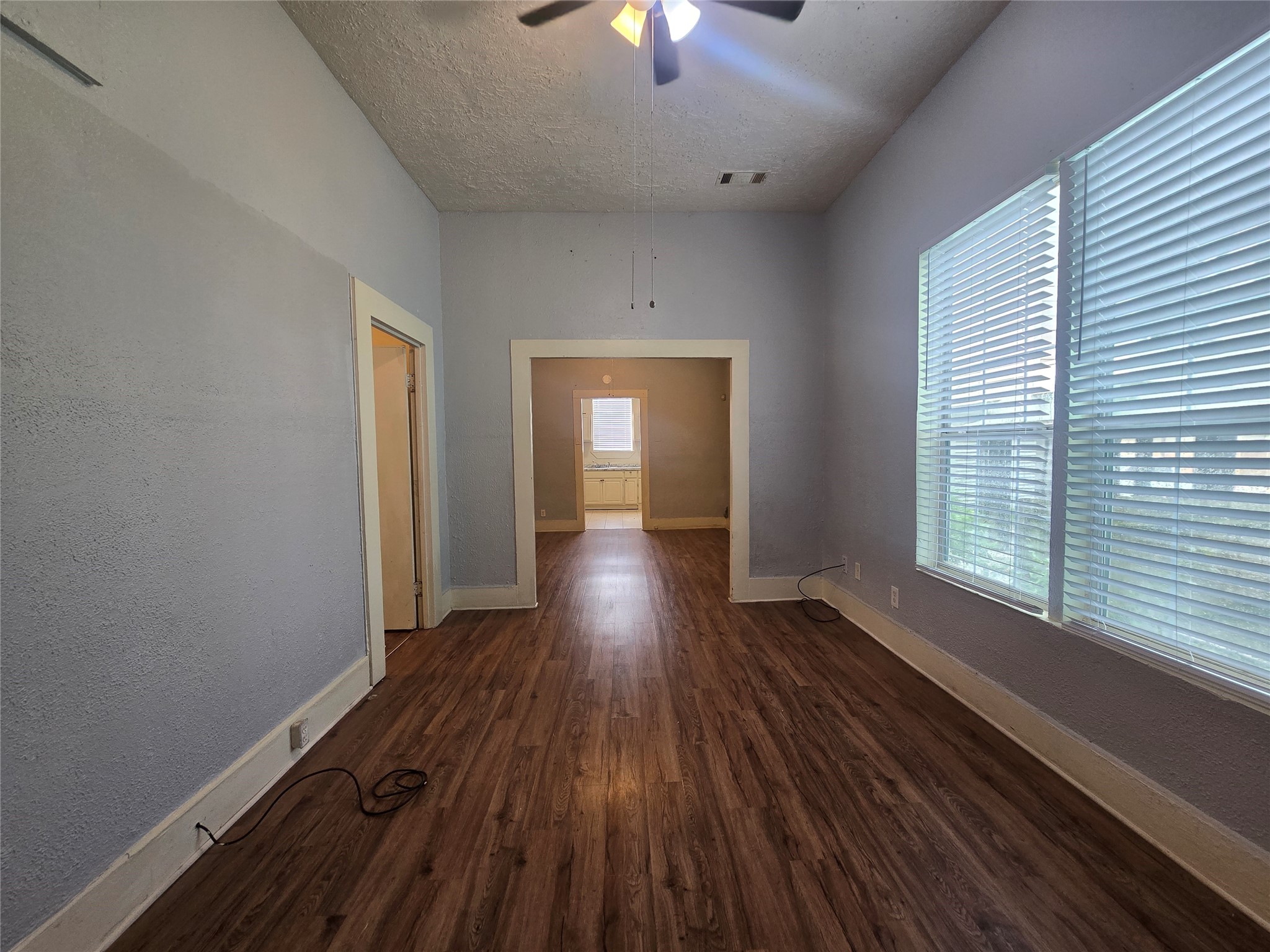 3523 Winnie Street Property Photo 3
