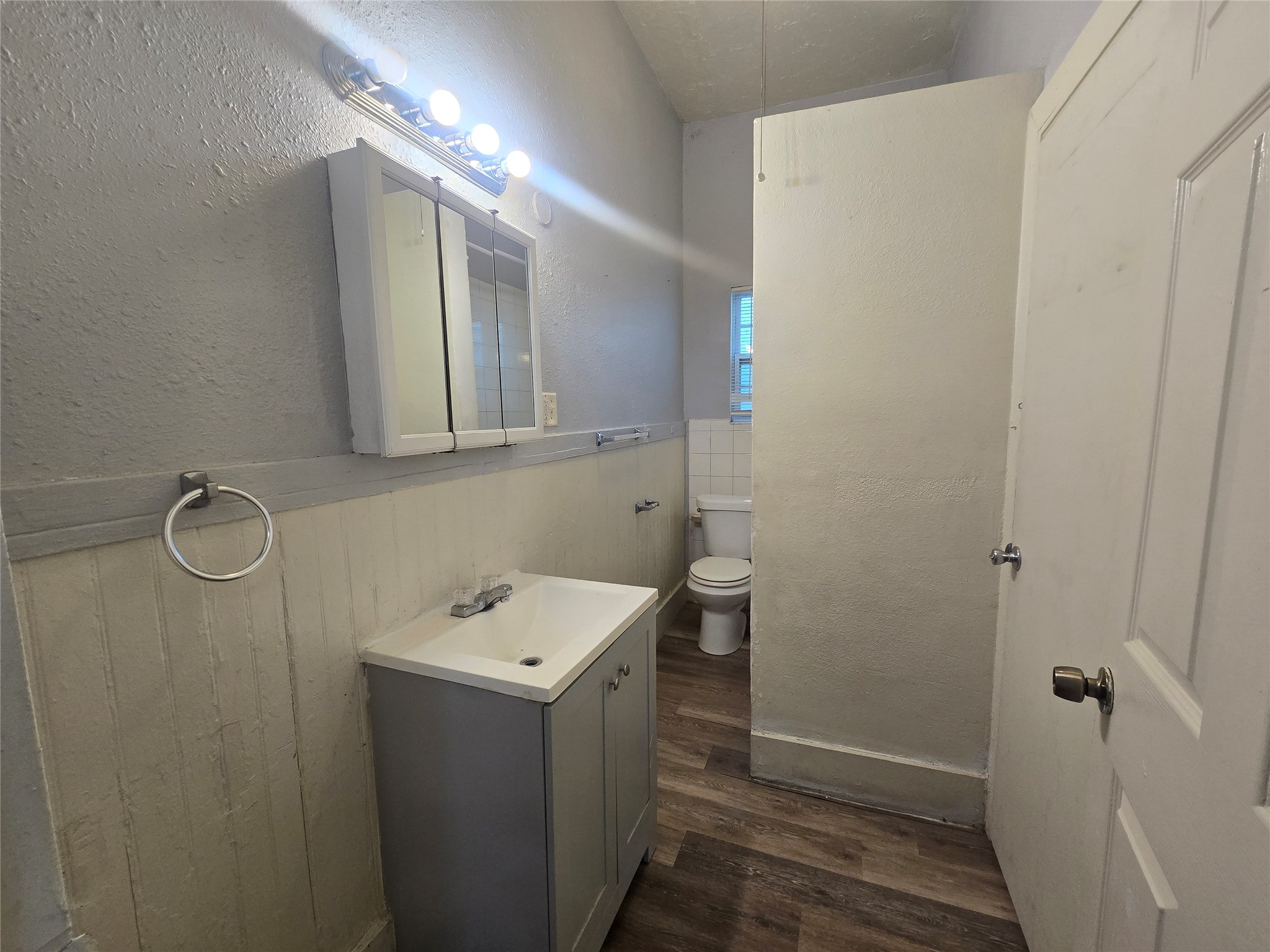 3523 Winnie Street Property Photo 4