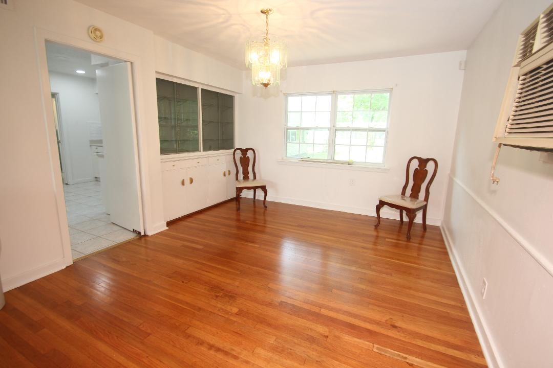 3407 Wentworth Street Property Photo 4