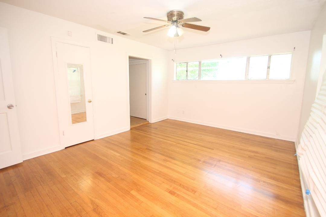 3407 Wentworth Street Property Photo 6