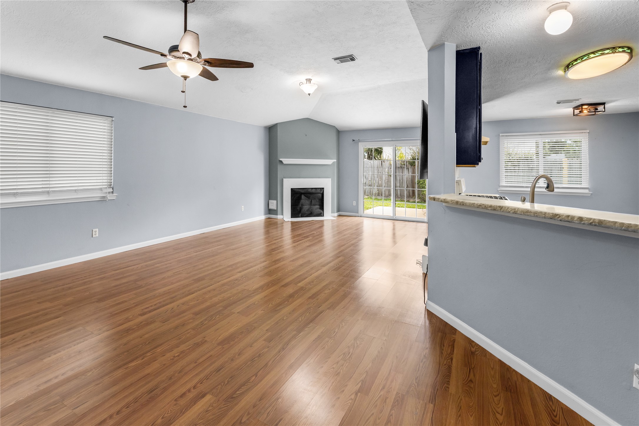 1735 Oak Ridge Drive Property Photo 1