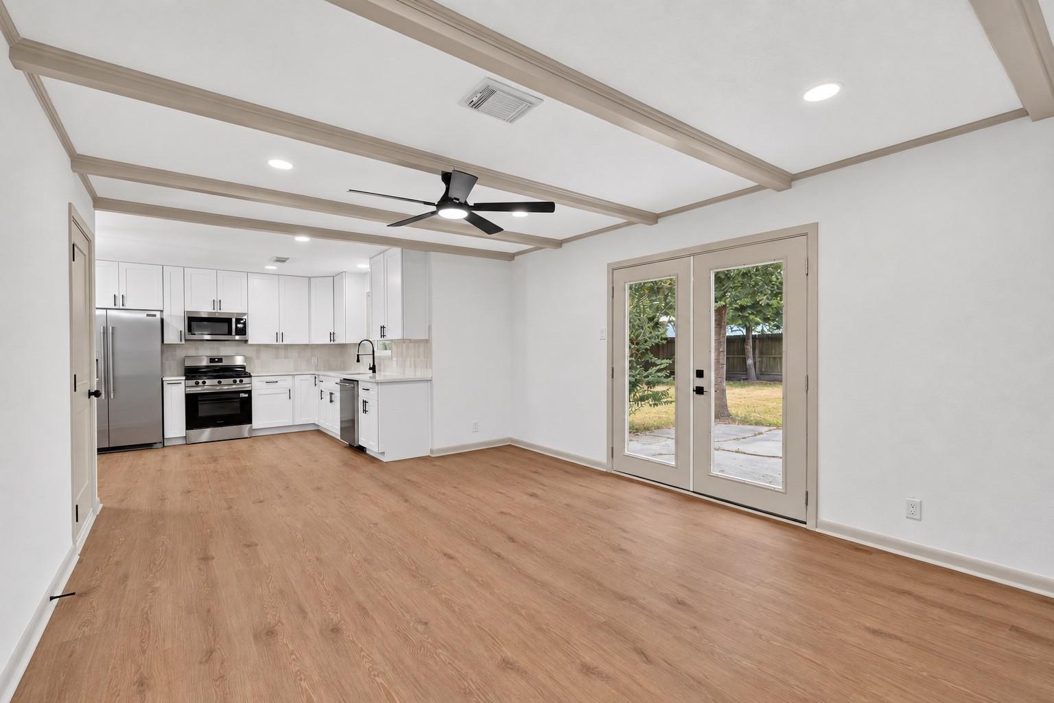 5619 Warm Springs Road, Houston Tx 77035 Property Photo 16