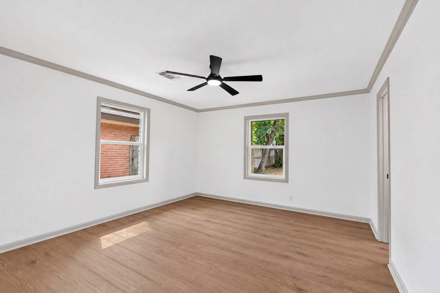 5619 Warm Springs Road, Houston Tx 77035 Property Photo 23