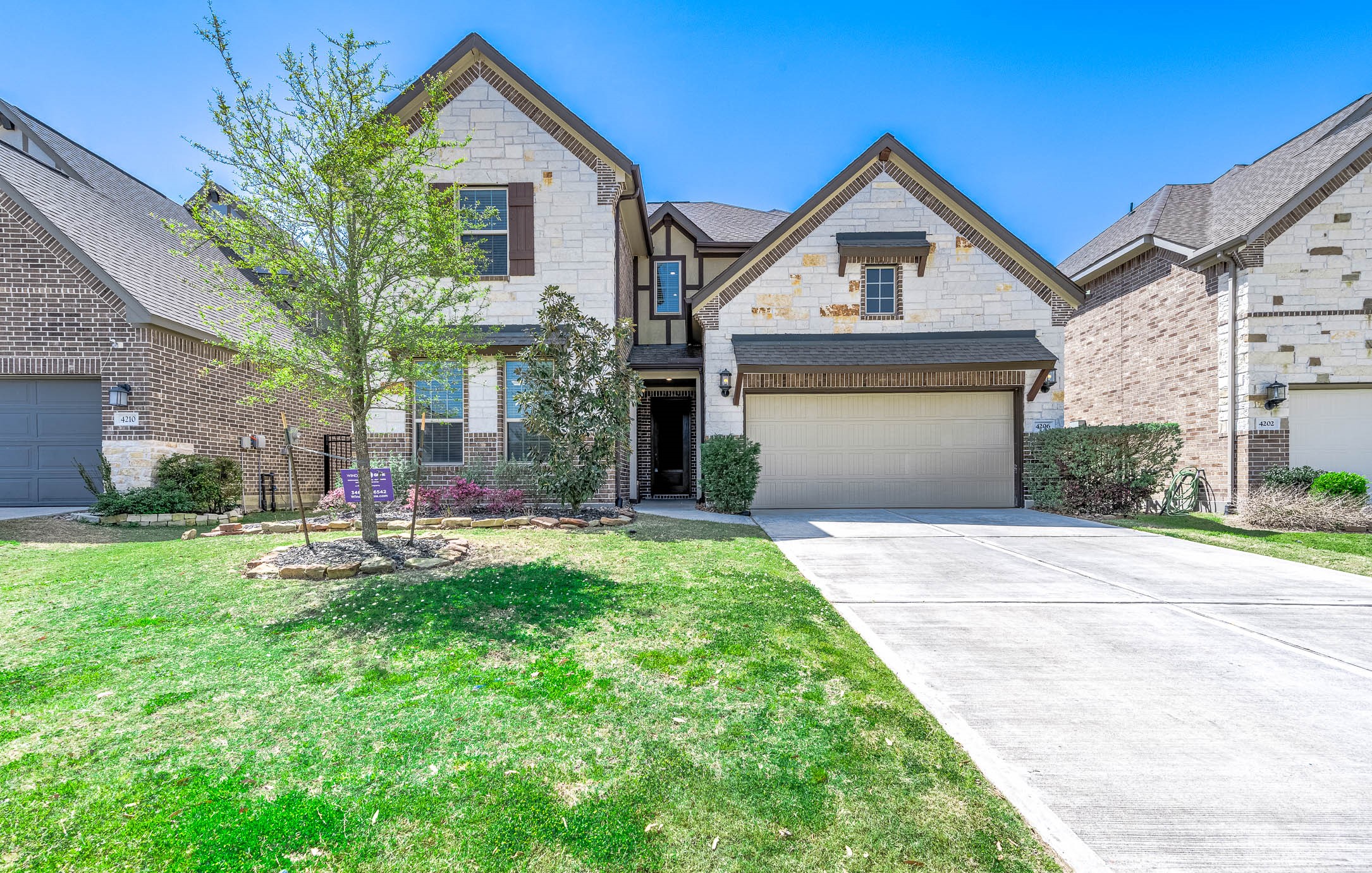 4206 Davis Oak Drive Property Photo