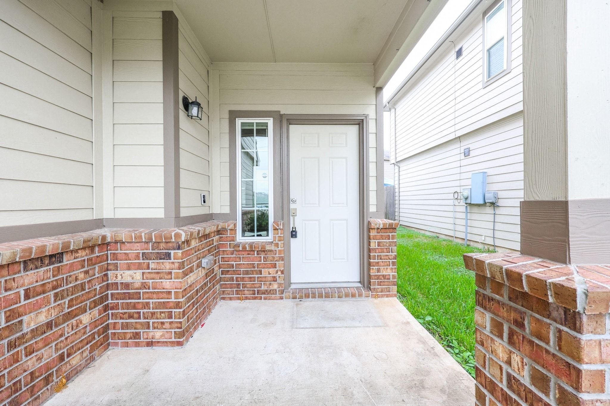 18643 Cooper Ravine Way Property Photo 3