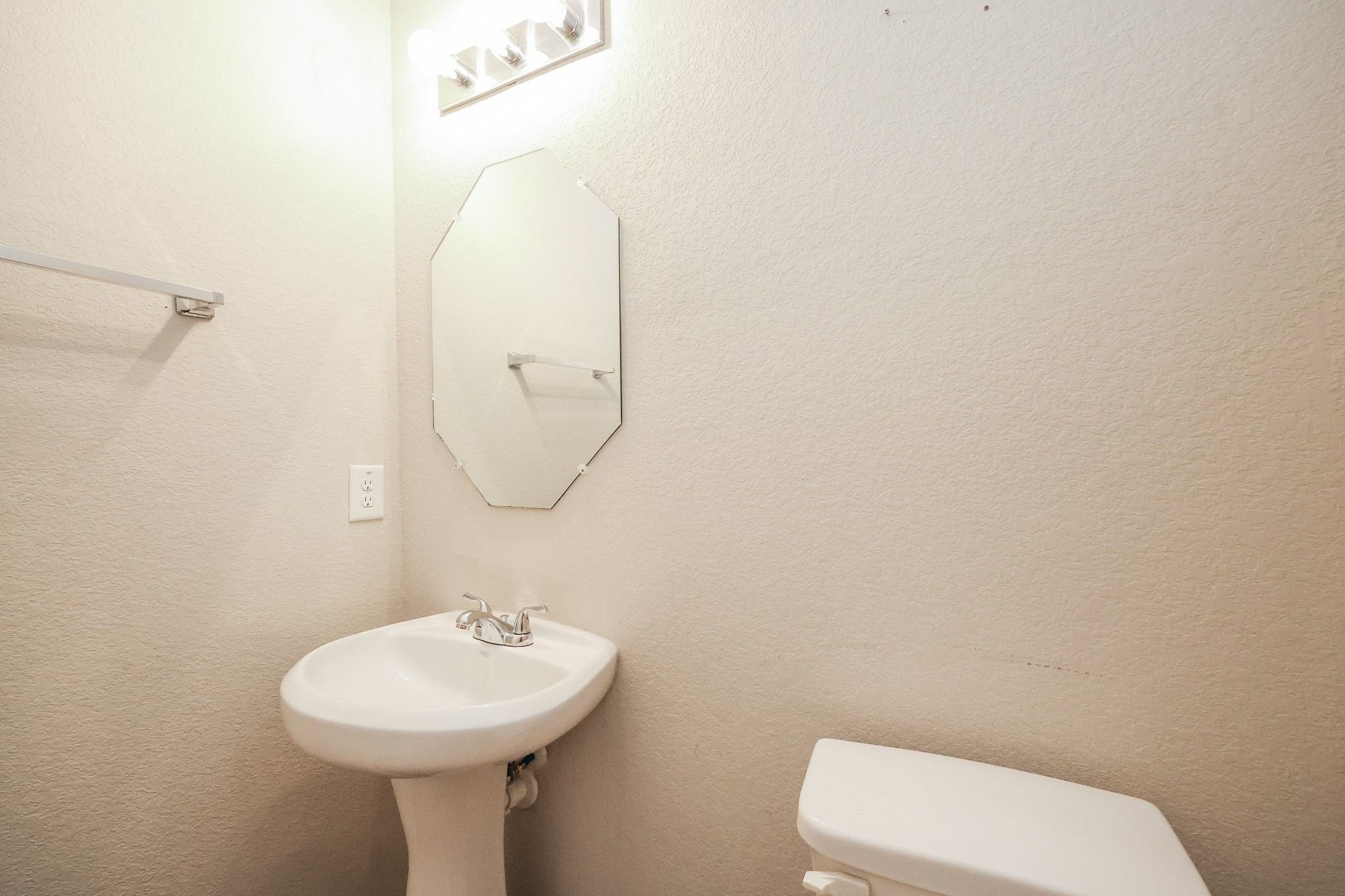 18643 Cooper Ravine Way Property Photo 12