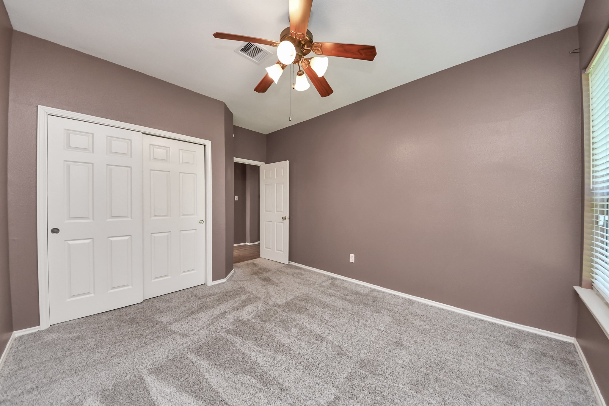 15622 Valley Creek Drive Property Photo 16