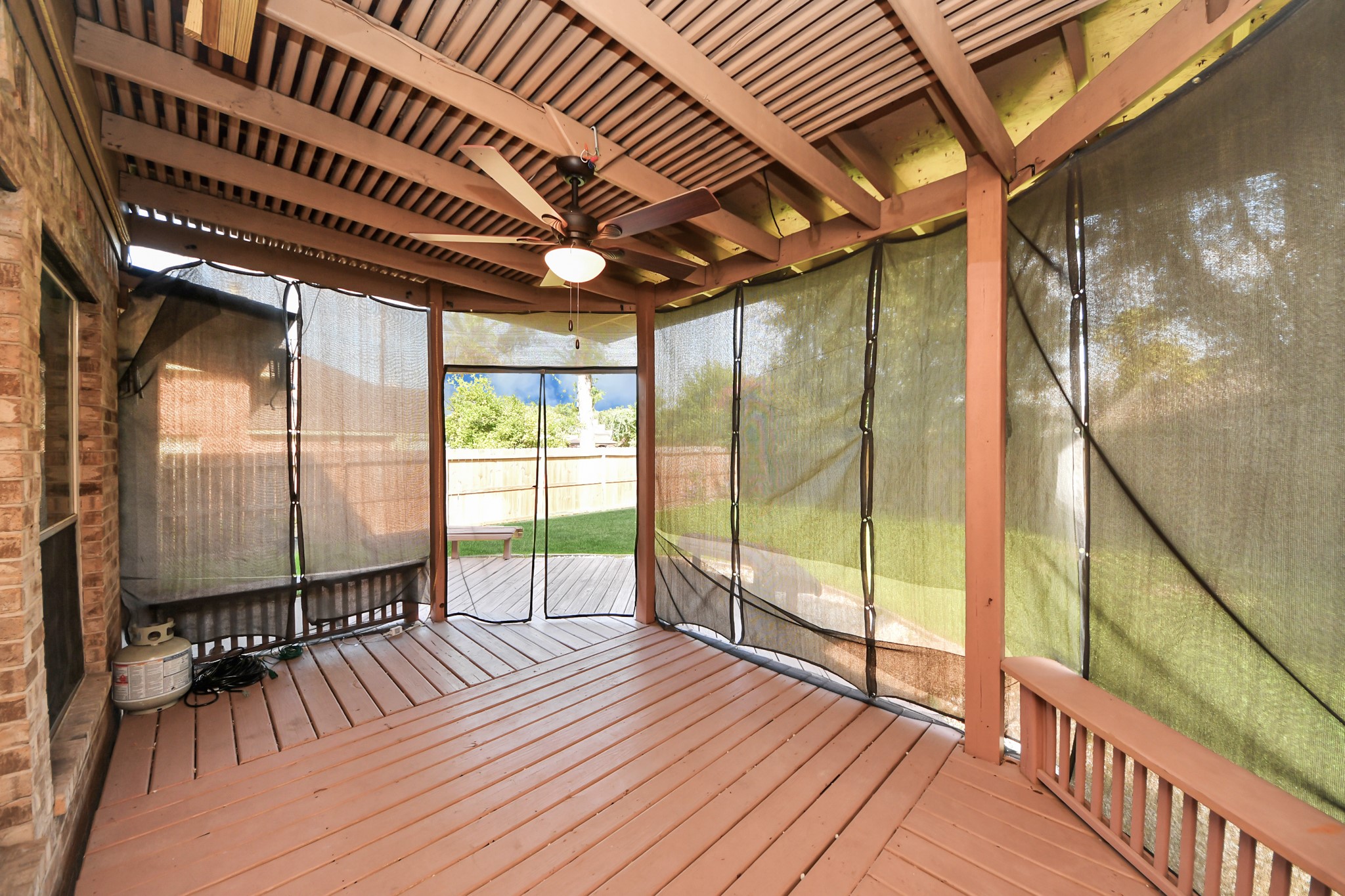 15622 Valley Creek Drive Property Photo 28