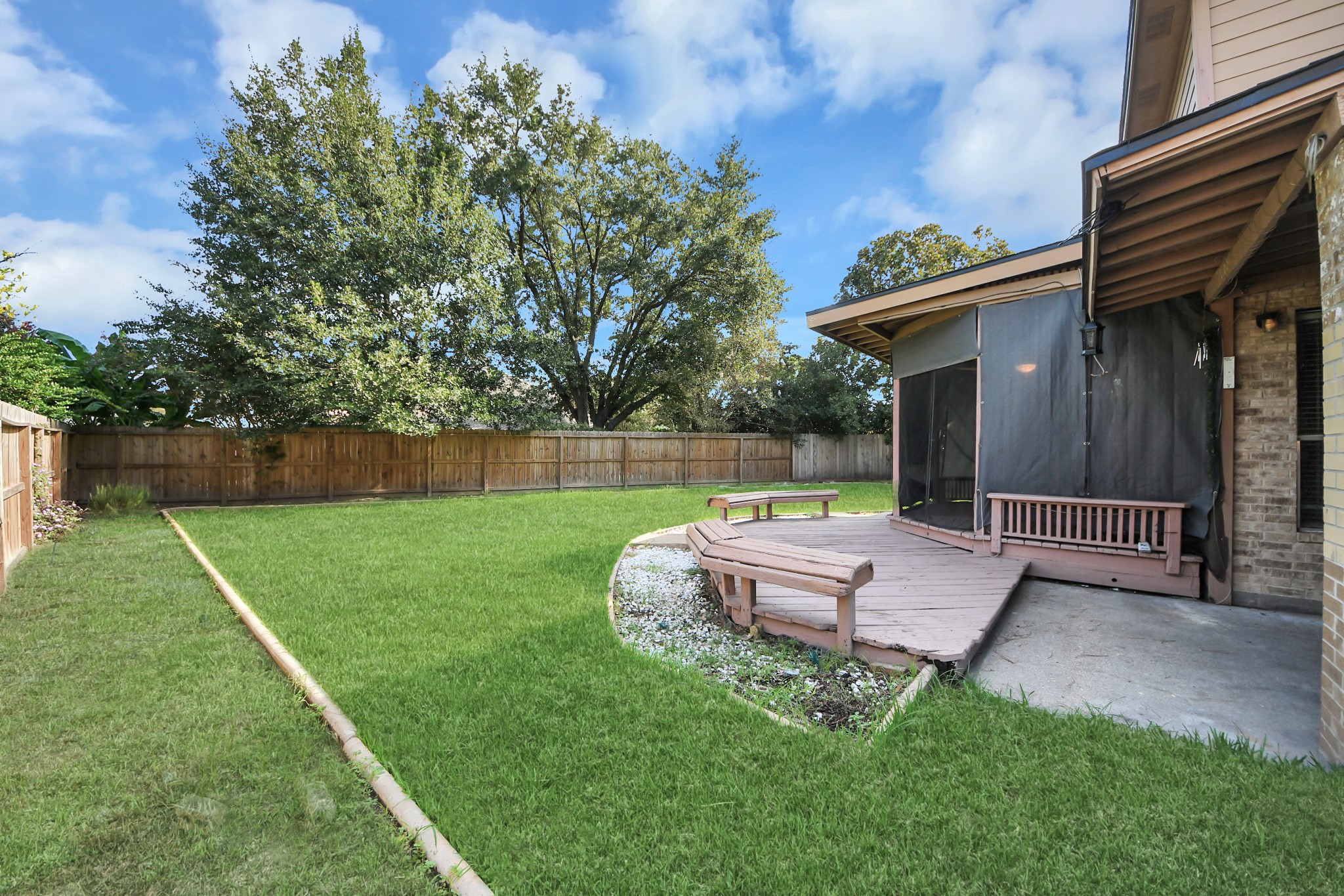 15622 Valley Creek Drive Property Photo 31