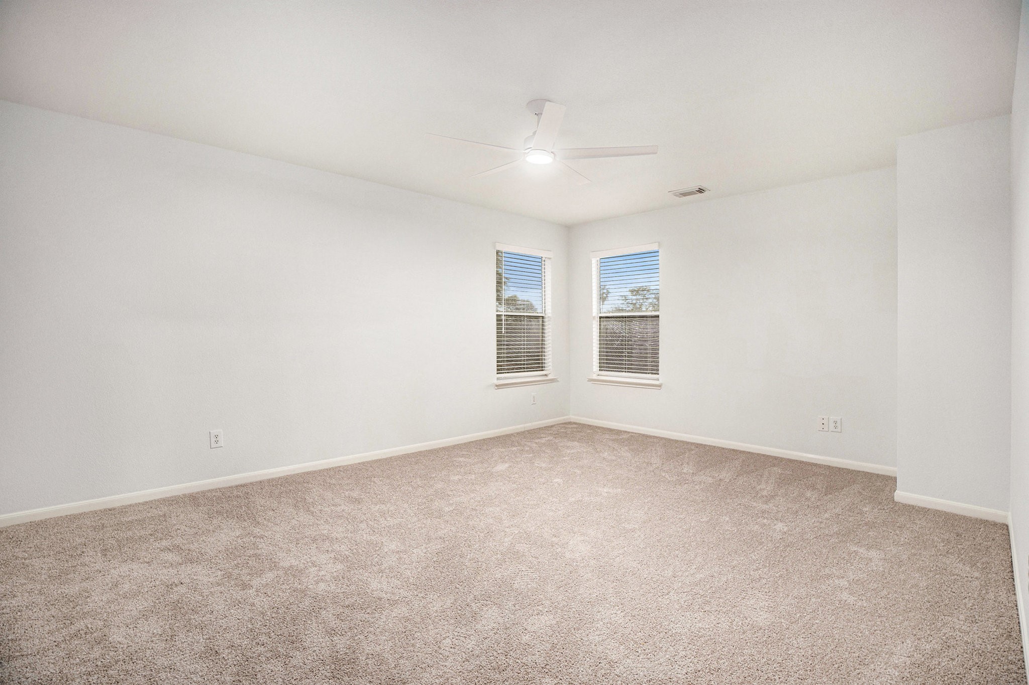 3811 Misty Falls Lane Property Photo 10