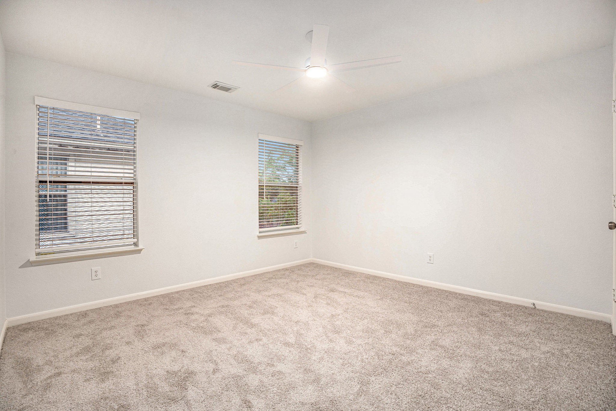 3811 Misty Falls Lane Property Photo 13