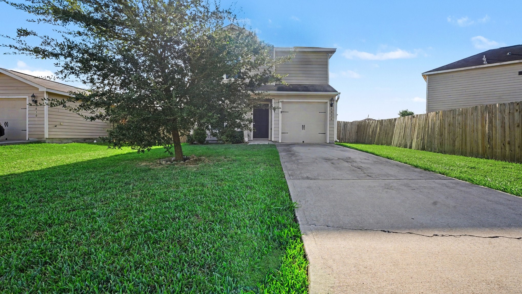 6026 Coral Cove Road Property Photo 2