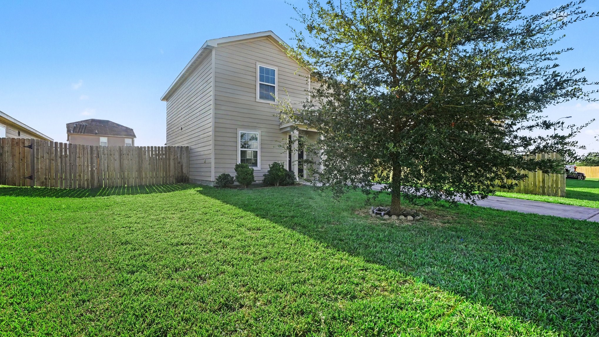6026 Coral Cove Road Property Photo 3