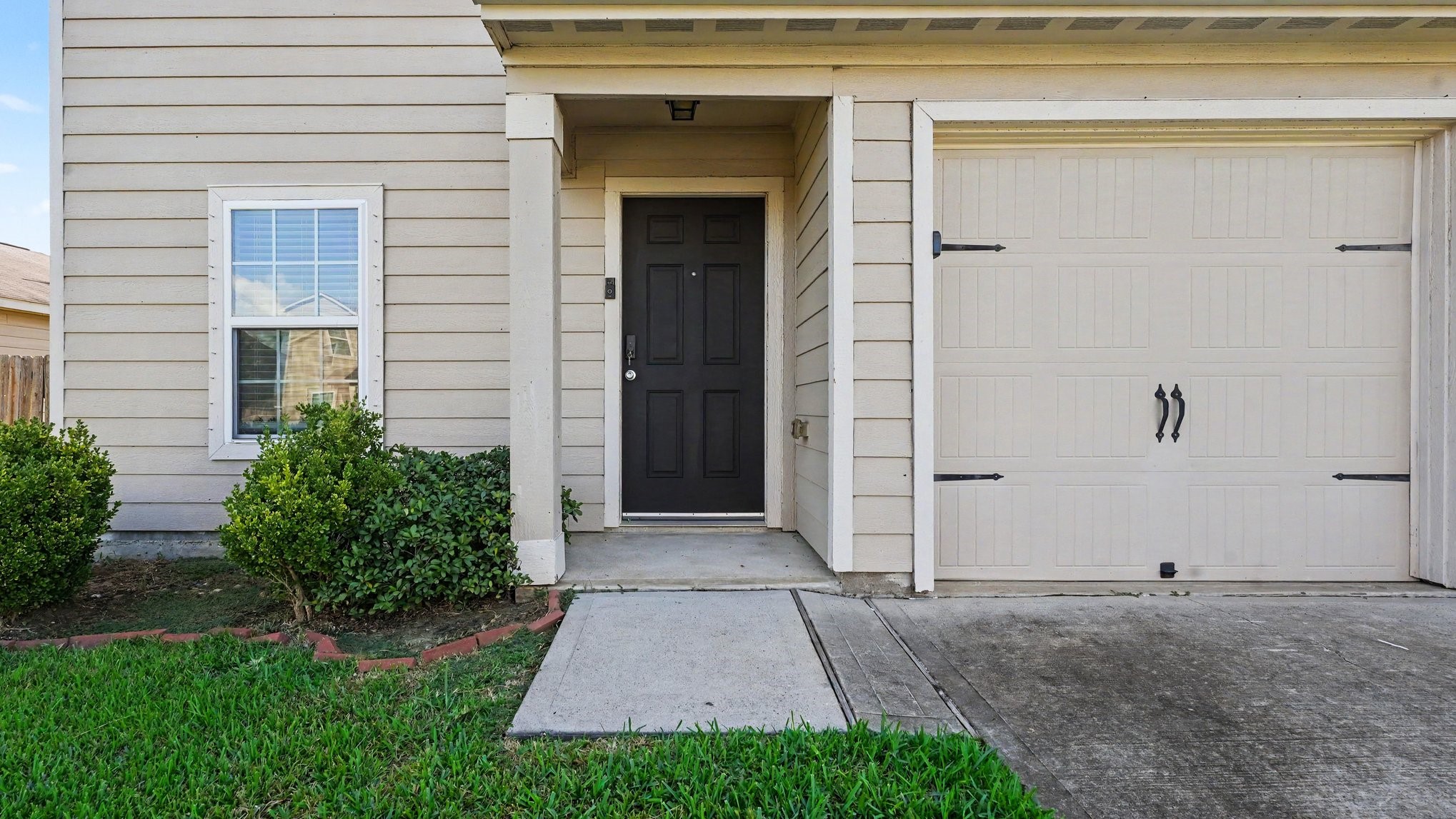6026 Coral Cove Road Property Photo 11