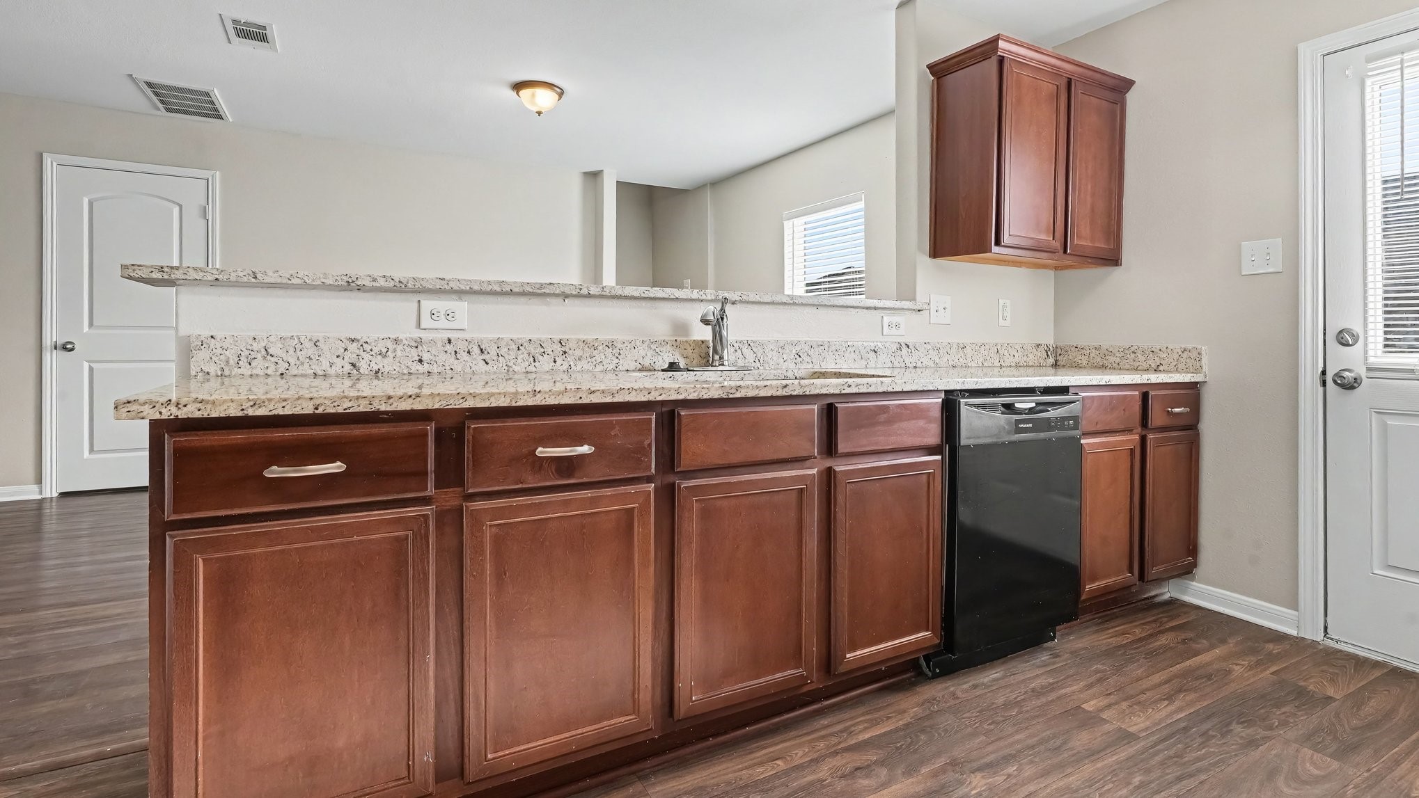 6026 Coral Cove Road Property Photo 13