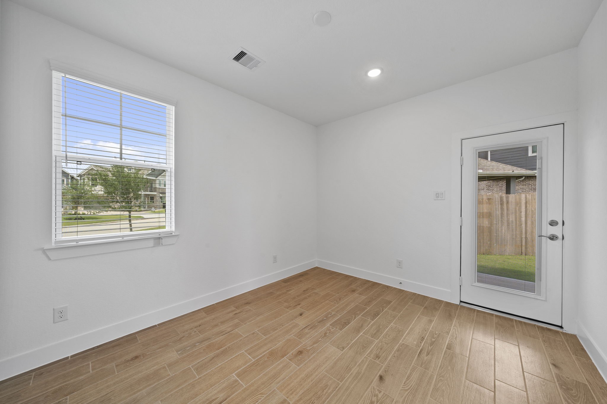 7606 Meadow Mouse Lane Property Photo 18