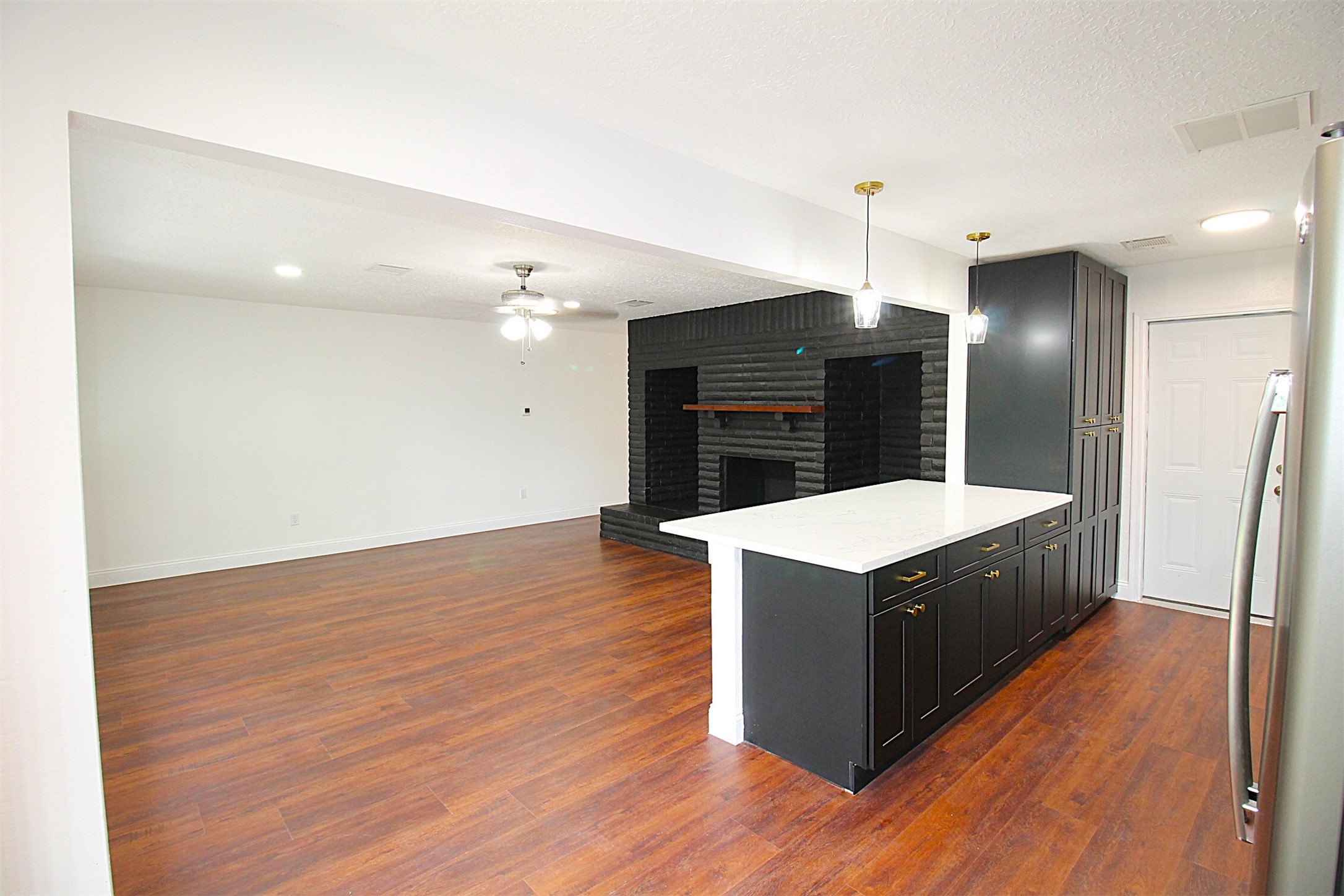 16907 David Glen Drive Property Photo 7