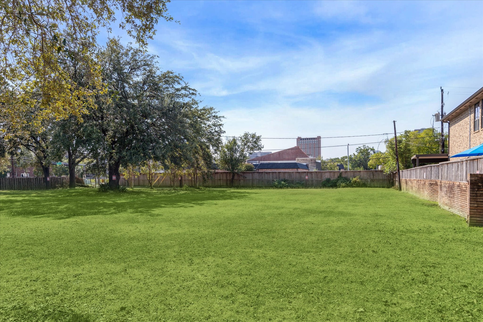 5203 Del Monte Drive Property Photo 3