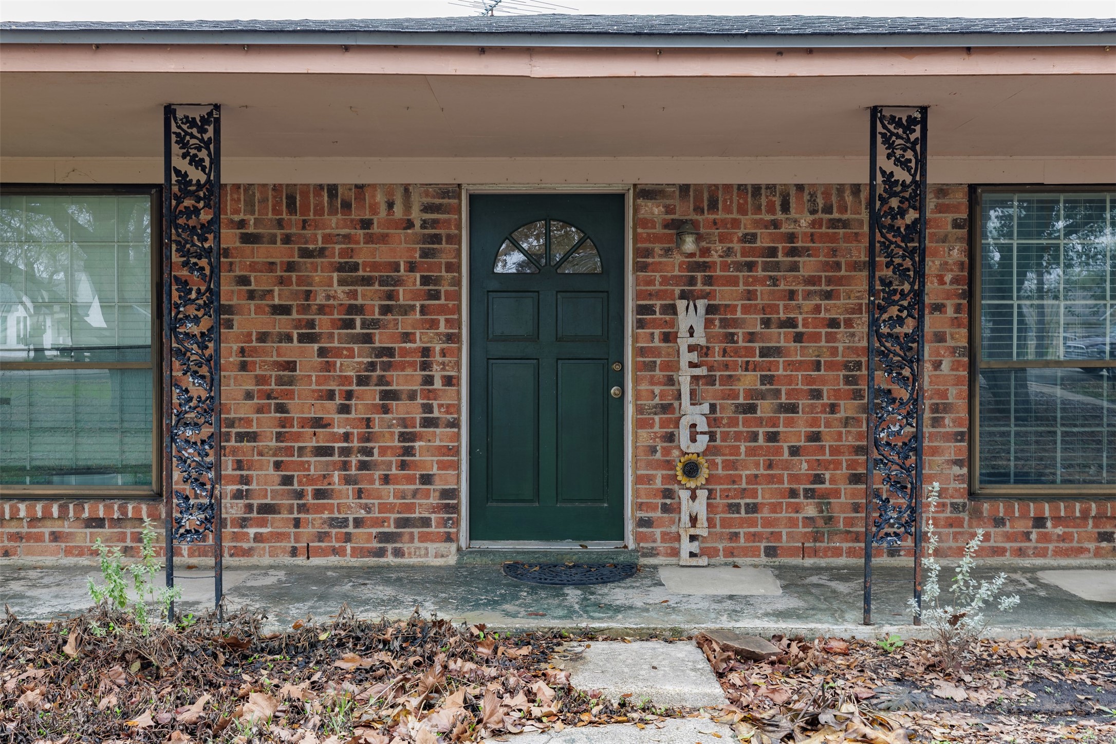 811 Tori Road Property Photo 2