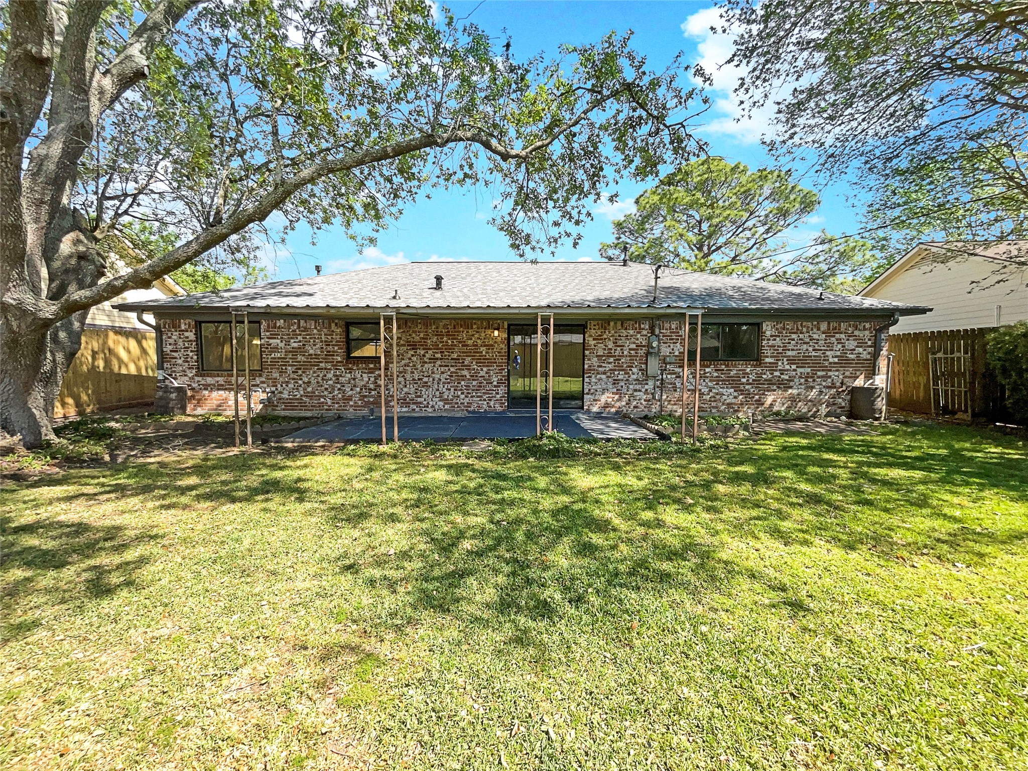 5108 Halbert Drive Property Photo 8