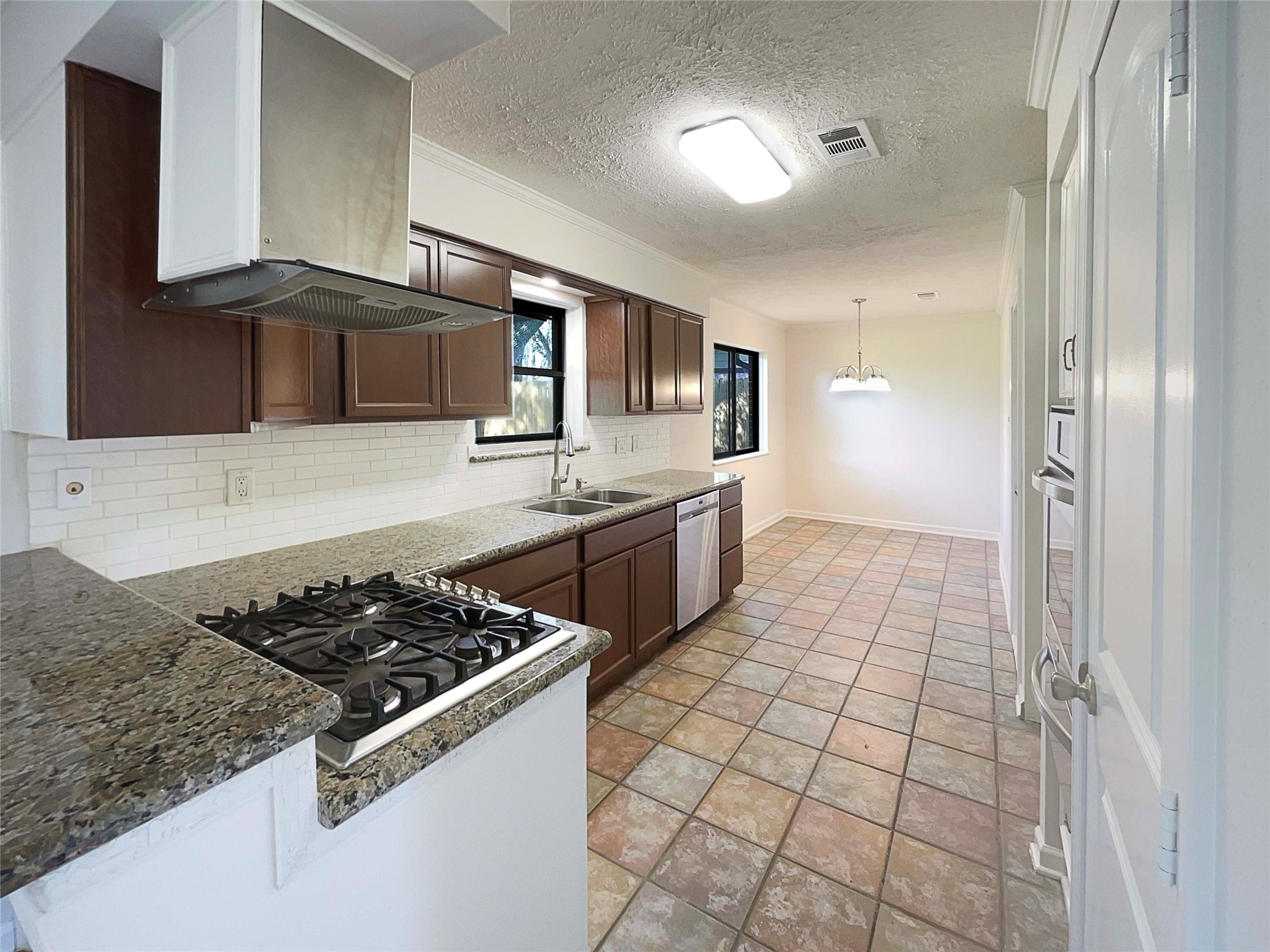 5108 Halbert Drive Property Photo 11