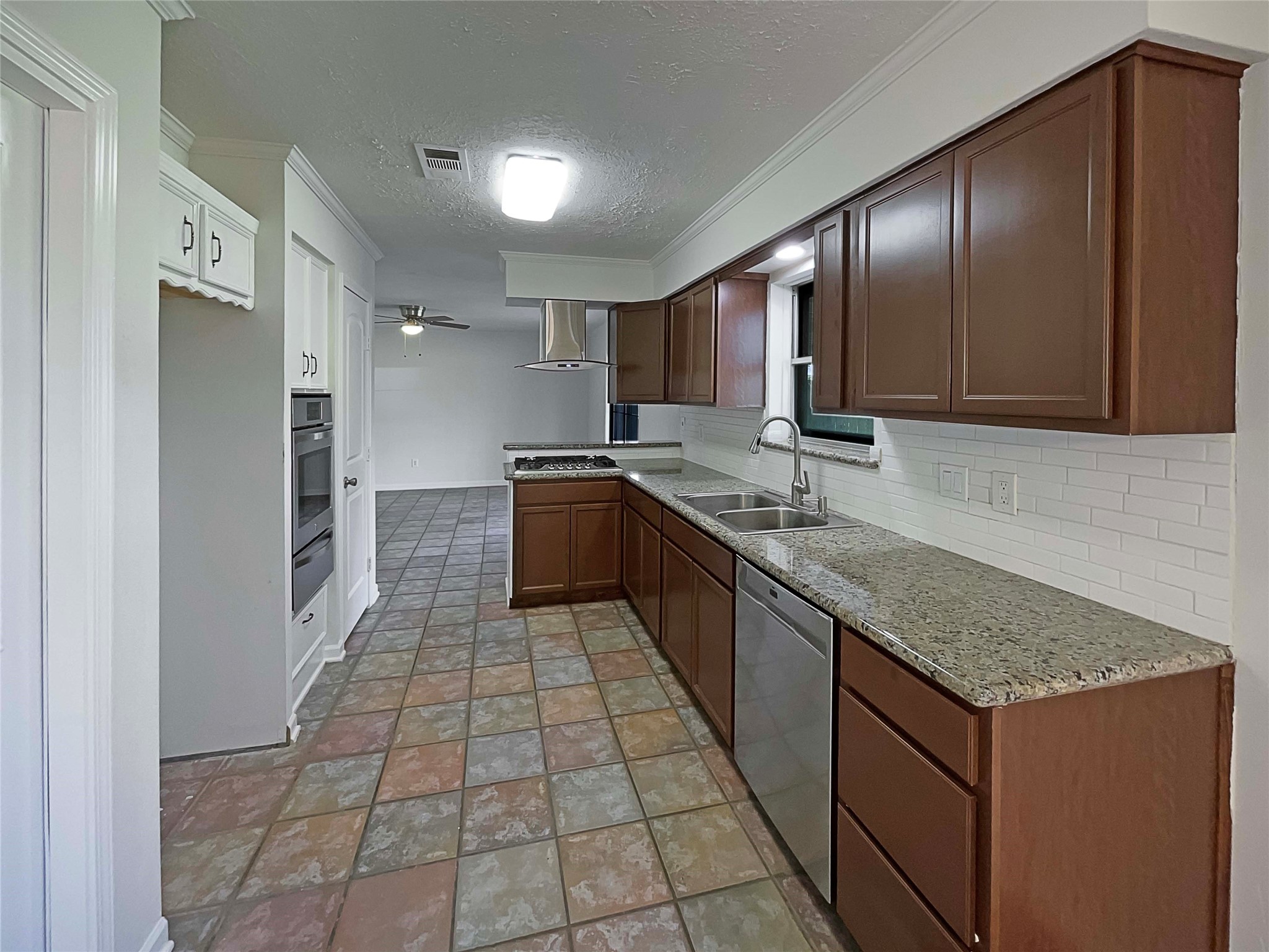 5108 Halbert Drive Property Photo 12