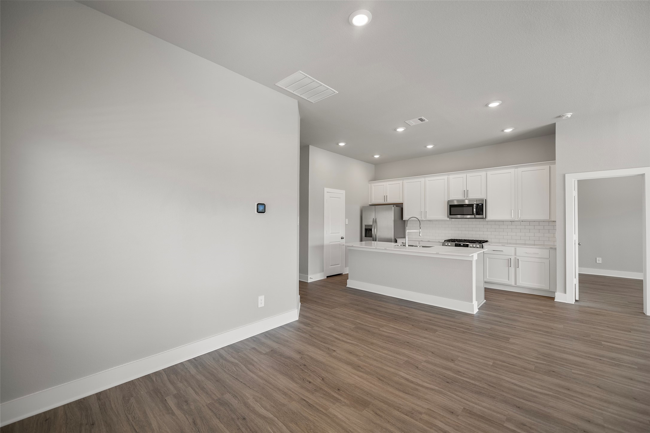21034 Salt Rock Drive Property Photo 9