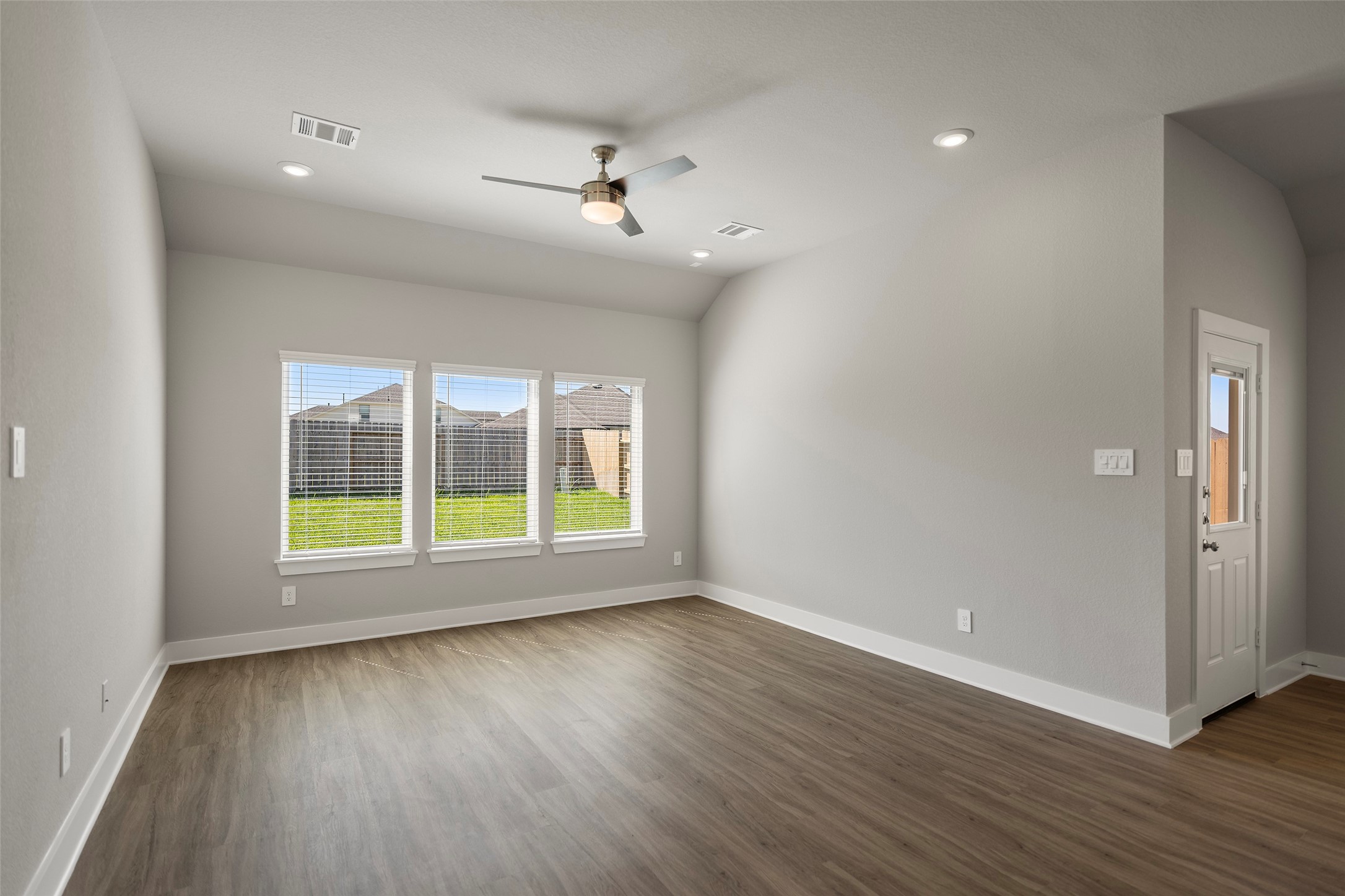 21034 Salt Rock Drive Property Photo 10