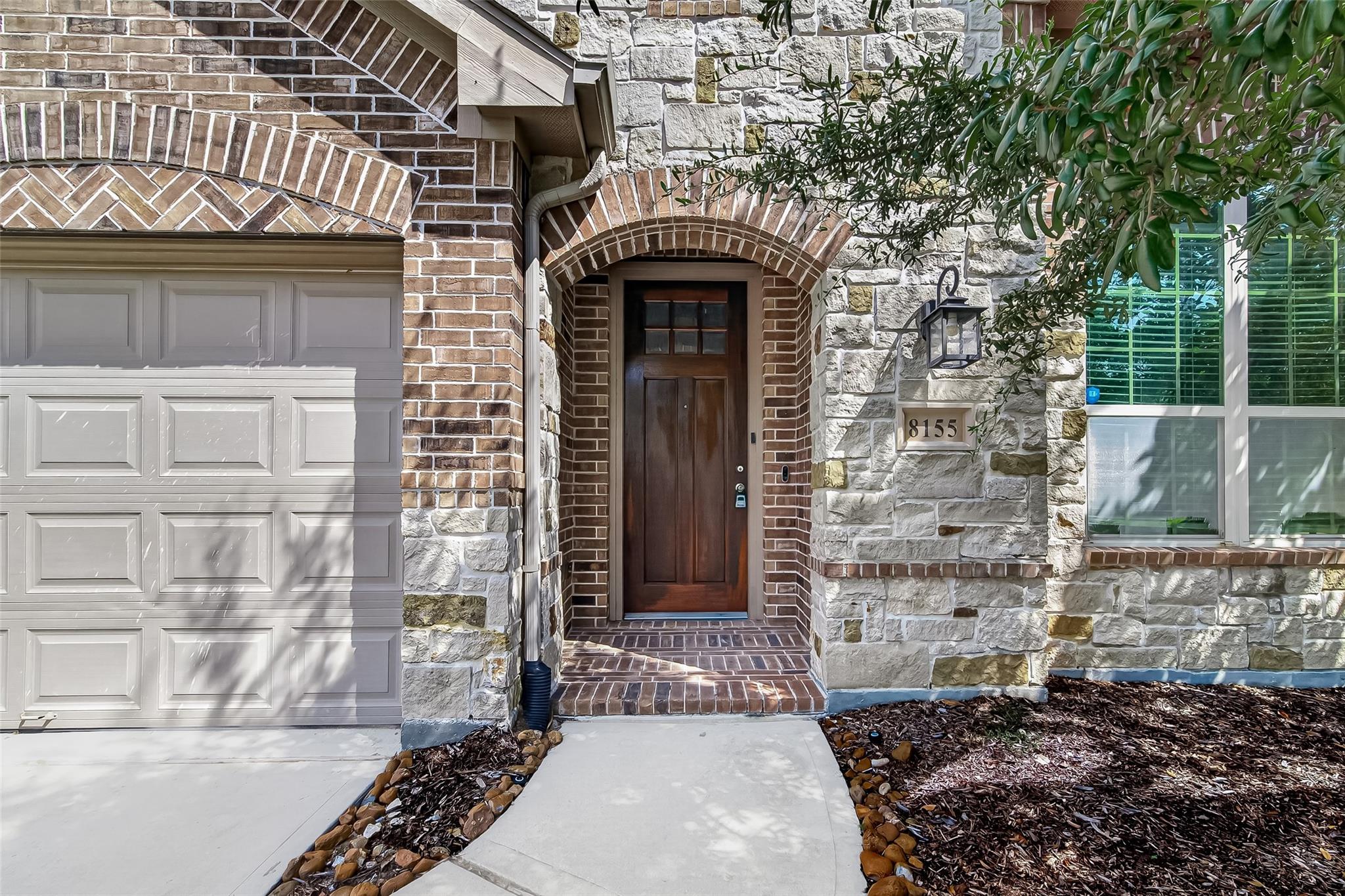 8155 Laughing Falcon Trail Property Photo 4