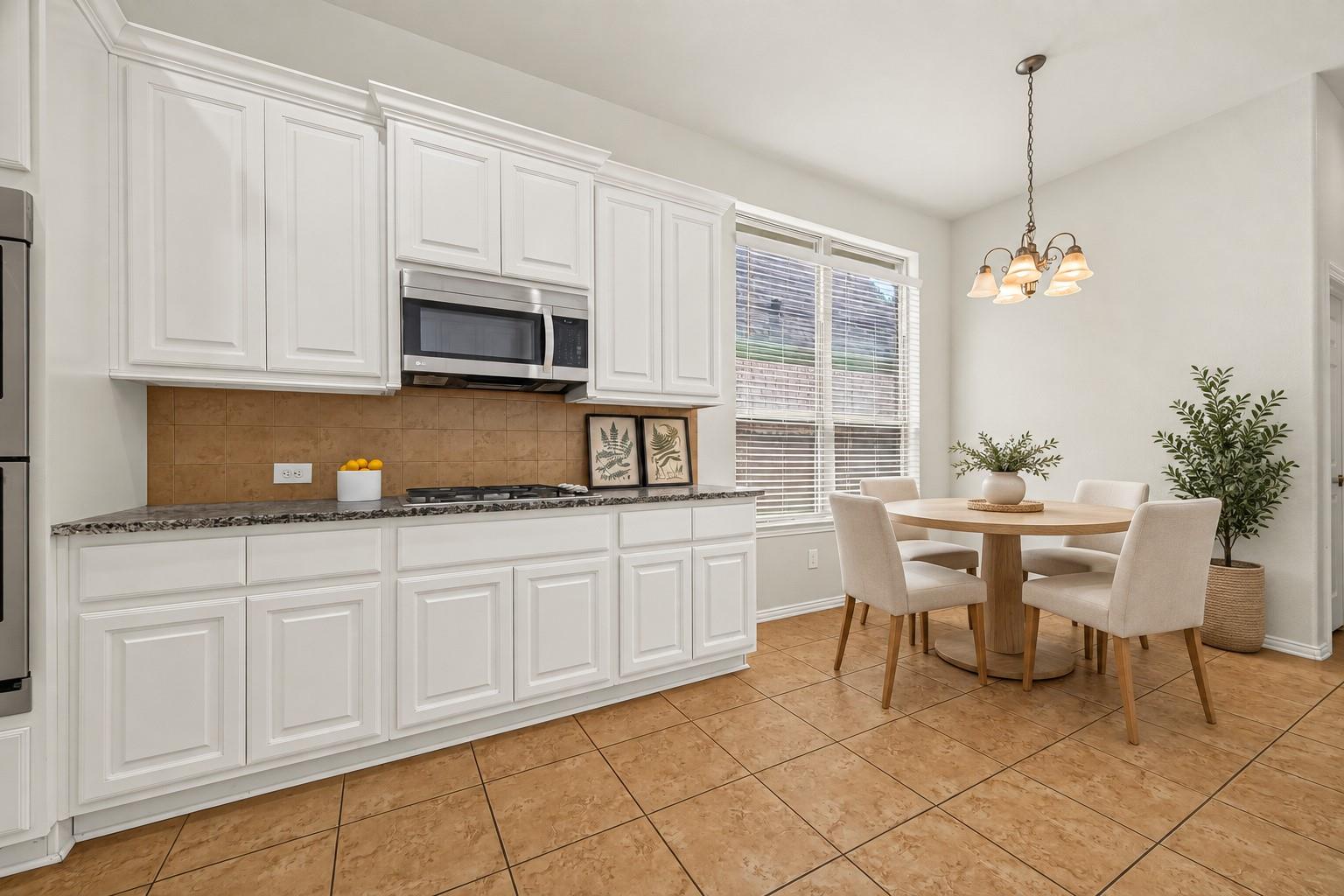8155 Laughing Falcon Trail Property Photo 16