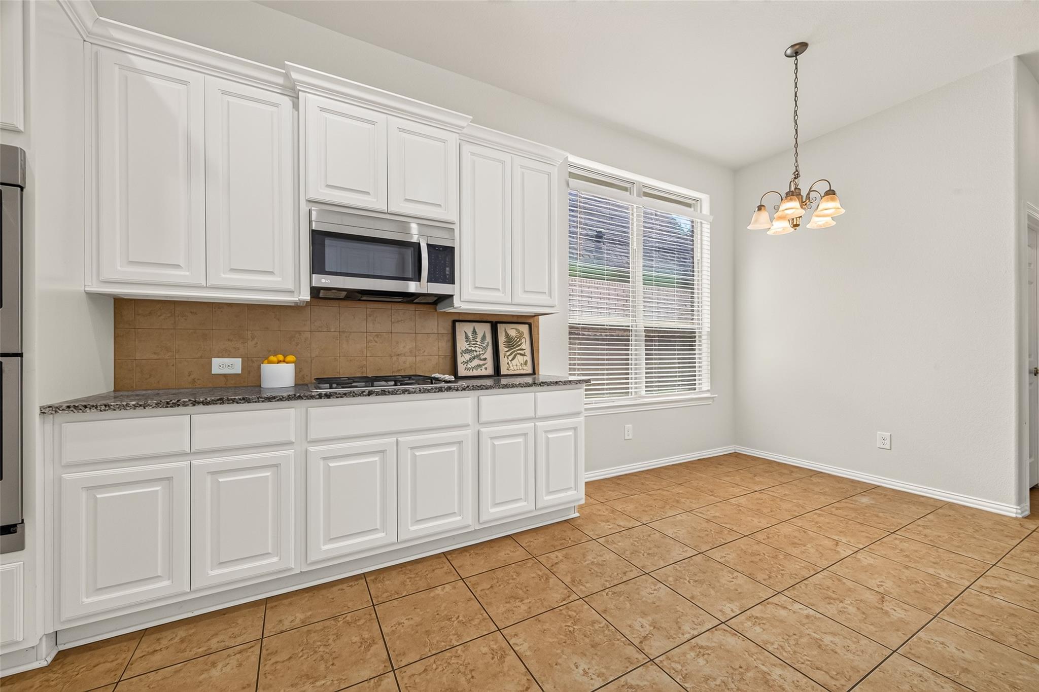 8155 Laughing Falcon Trail Property Photo 17