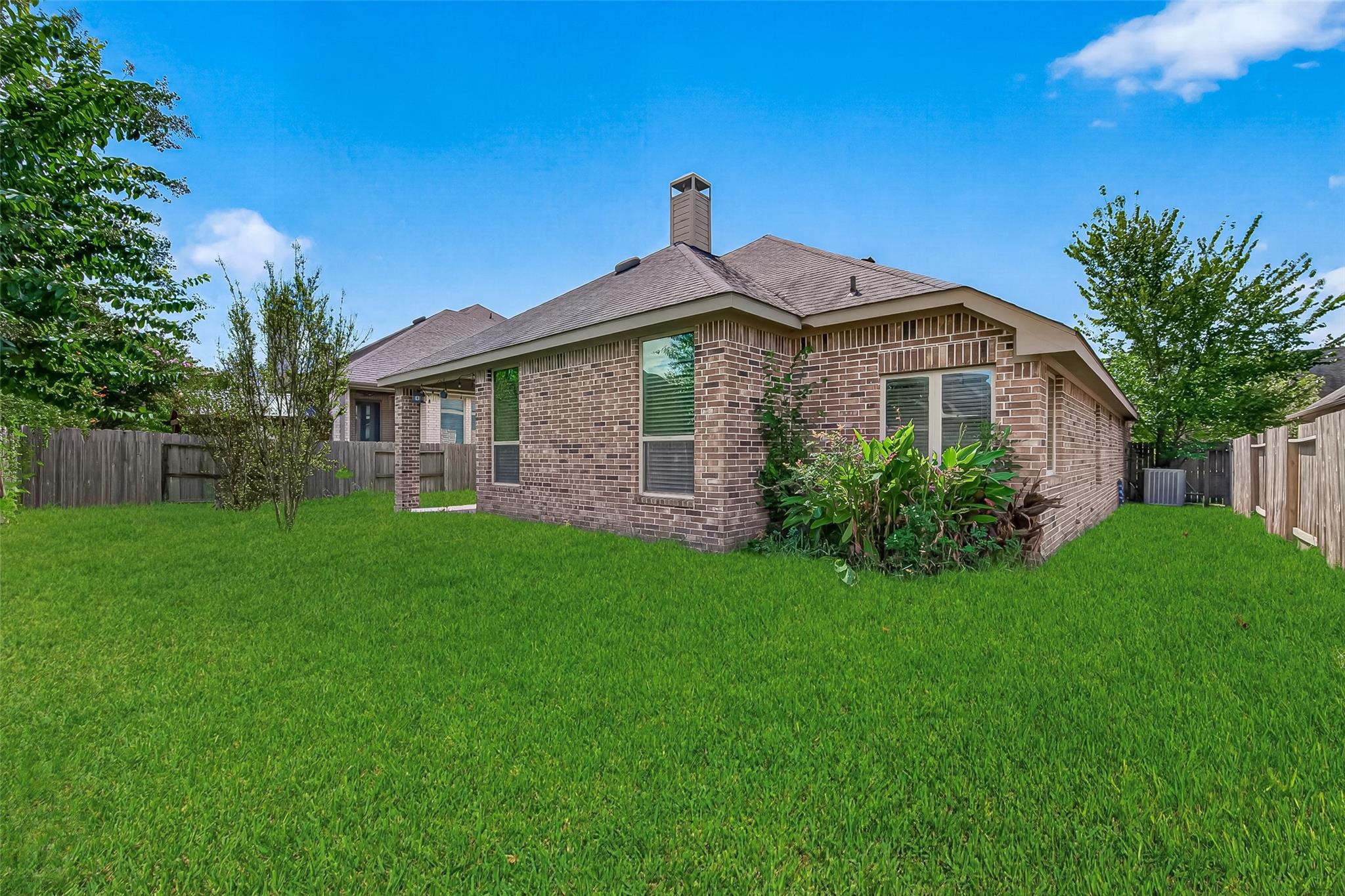 8155 Laughing Falcon Trail Property Photo 43