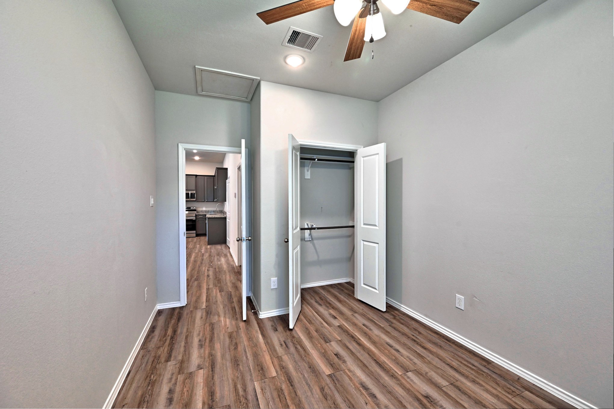 11552 Persimmon Street Property Photo 25