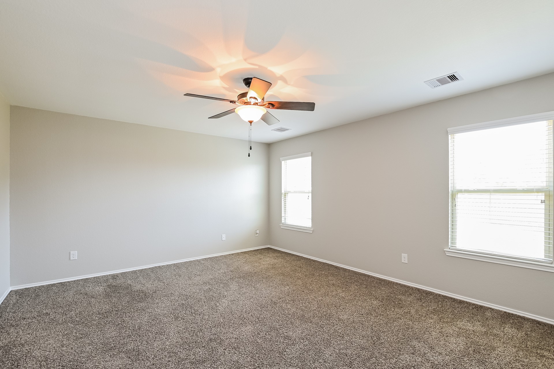 2734 Gold Flake Terrace Road Property Photo 7