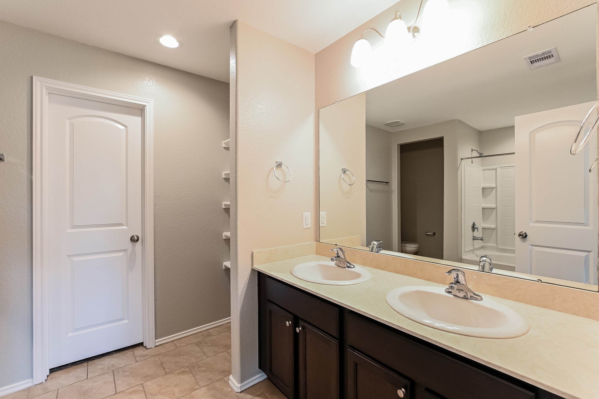 2734 Gold Flake Terrace Road Property Photo 13