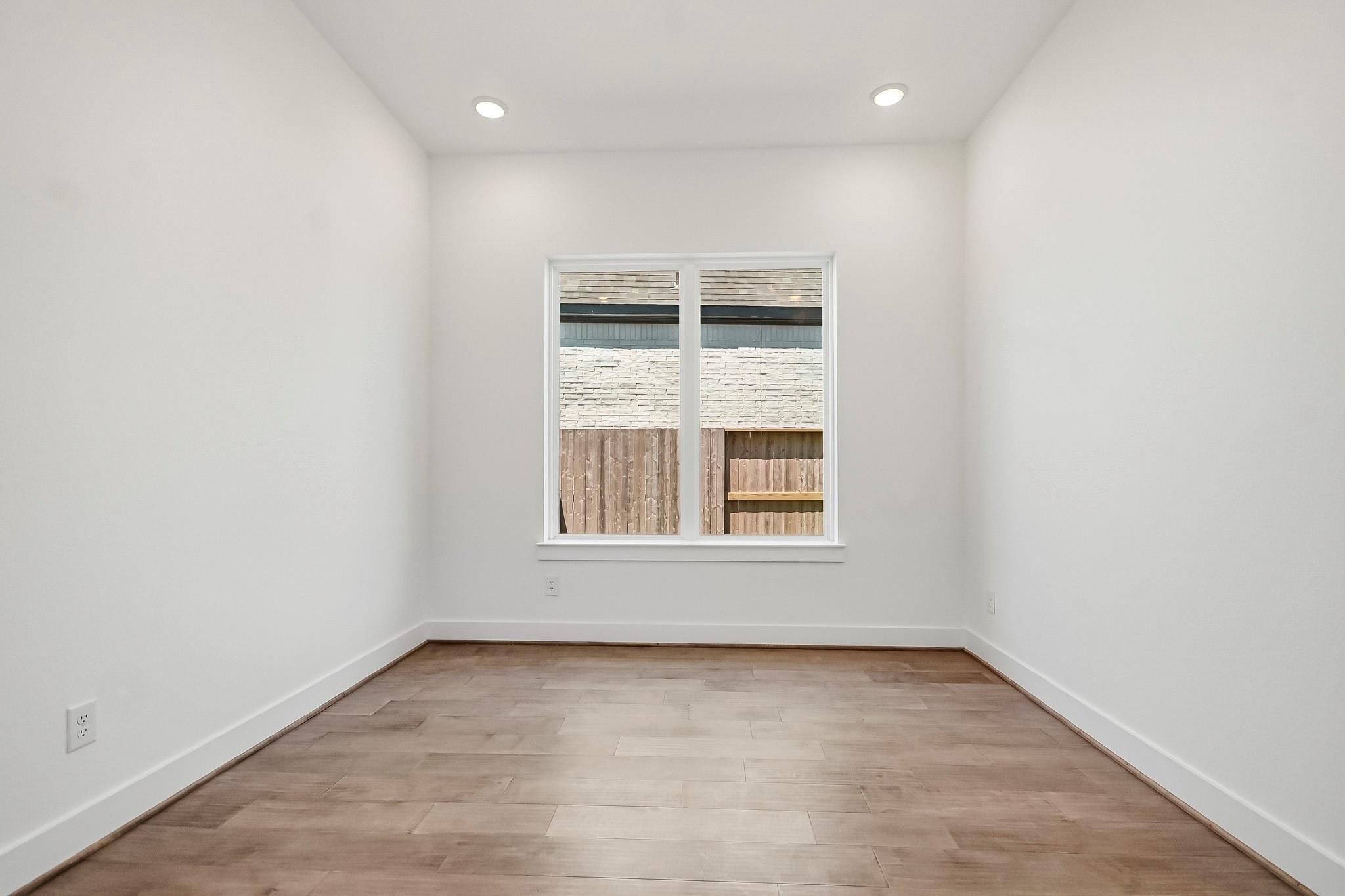 8607 Blue Grotto Lane, Manvel Tx 77583 Property Photo 7