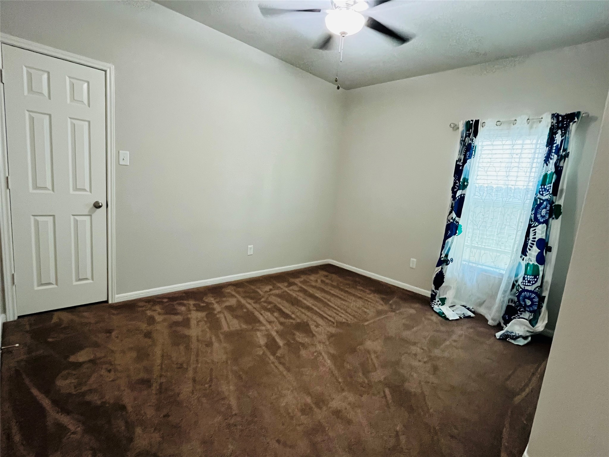 16534 Twinwalker Drive Property Photo 19