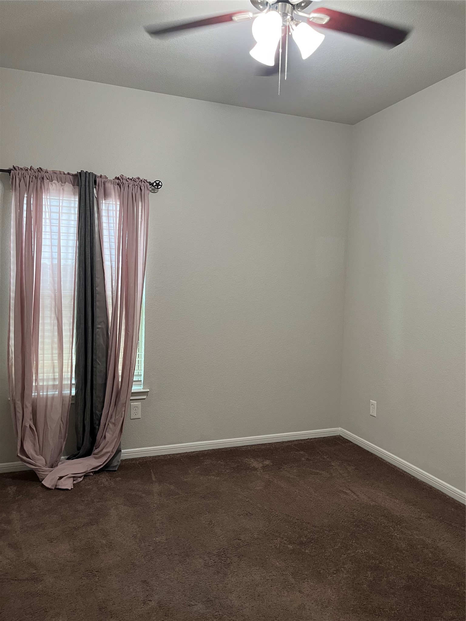 16534 Twinwalker Drive Property Photo 24
