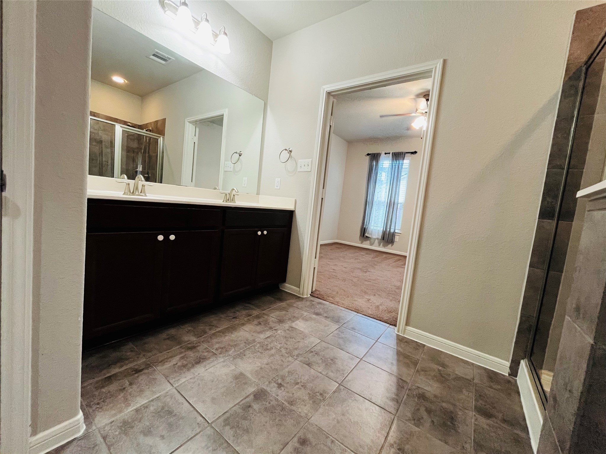 16534 Twinwalker Drive Property Photo 29