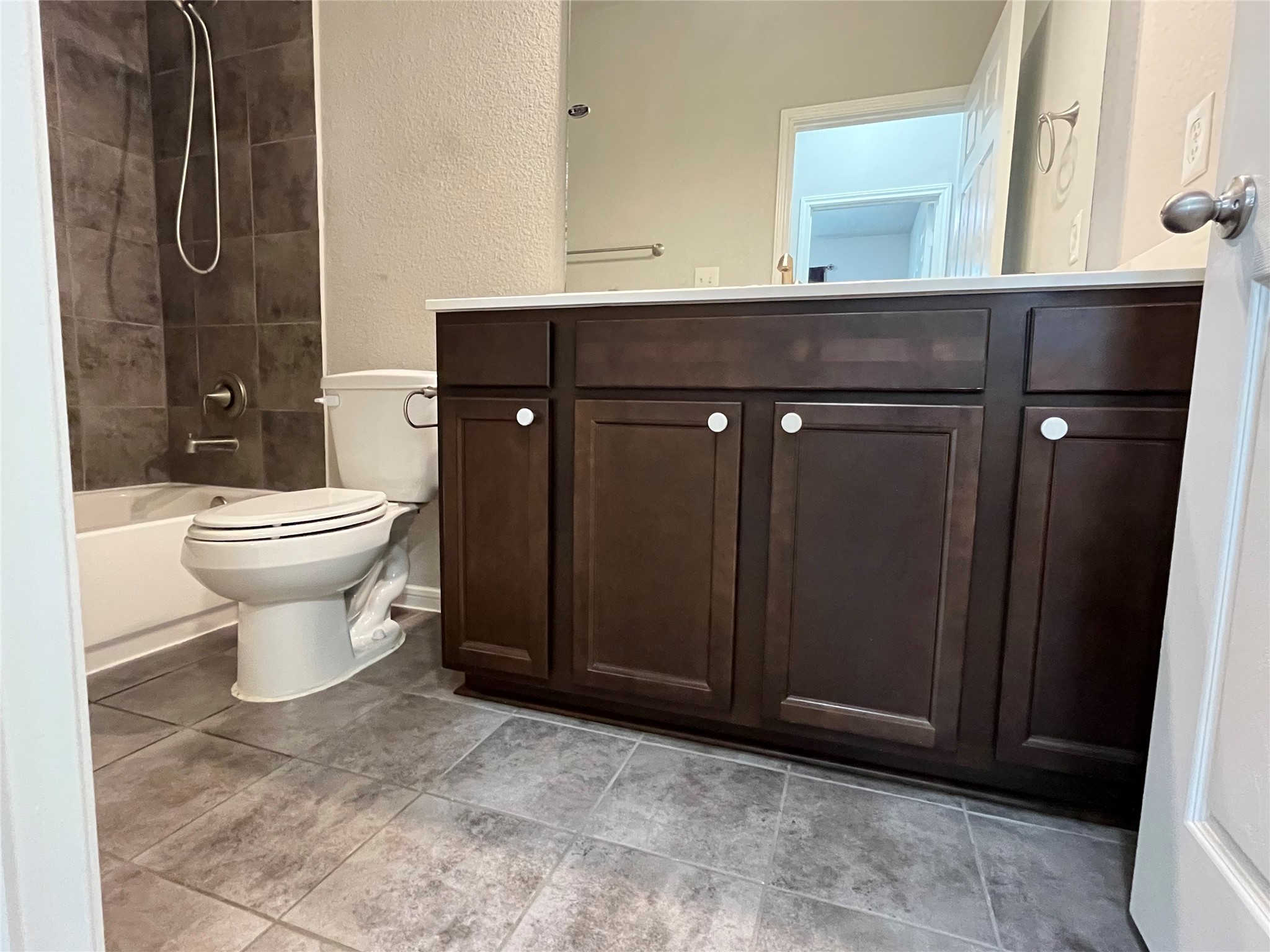 16534 Twinwalker Drive Property Photo 32