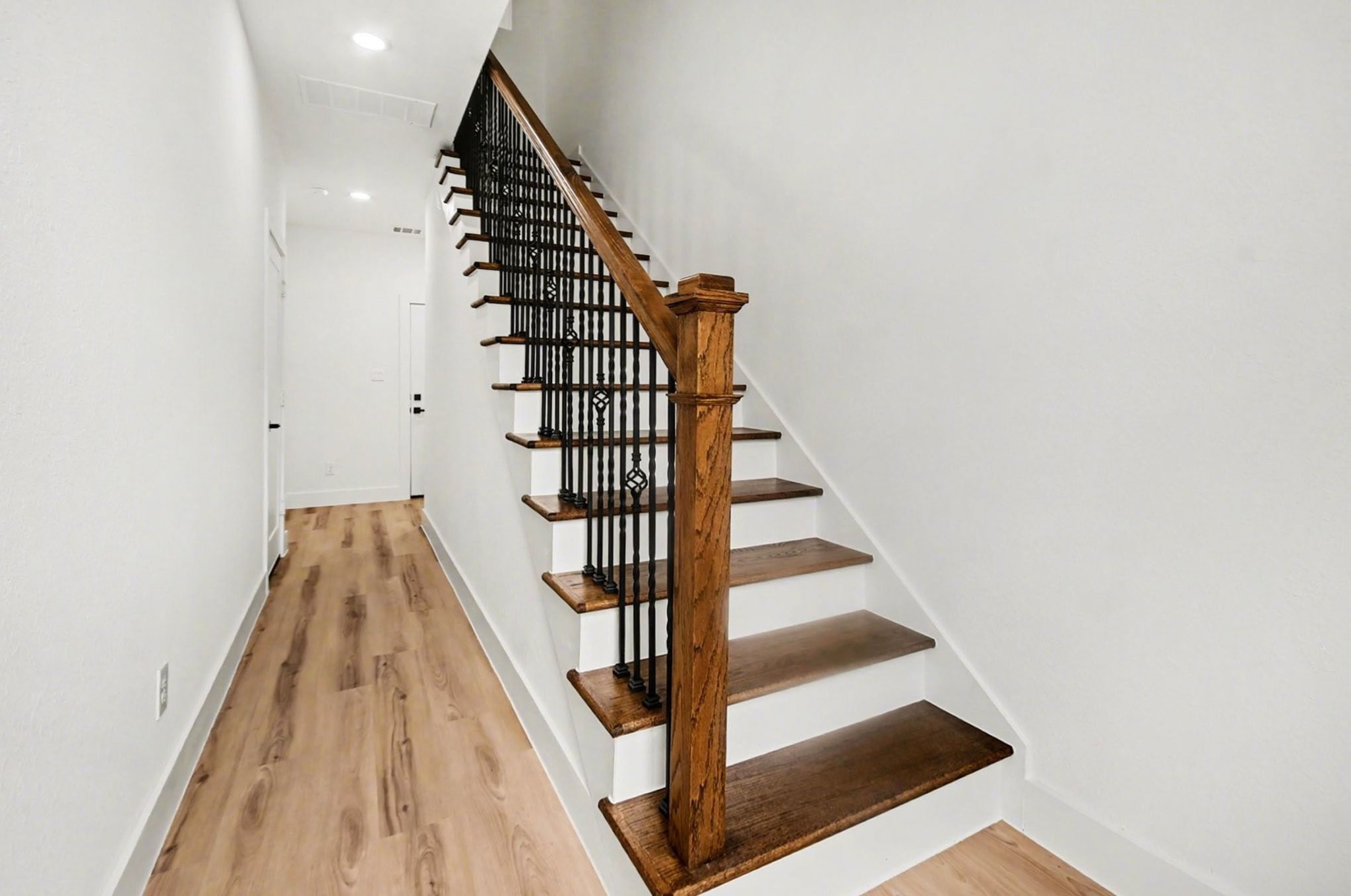 123 Milby Street Property Photo 3