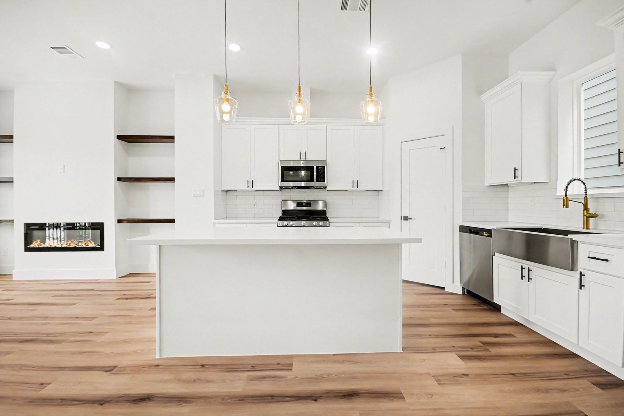 123 Milby Street Property Photo 10