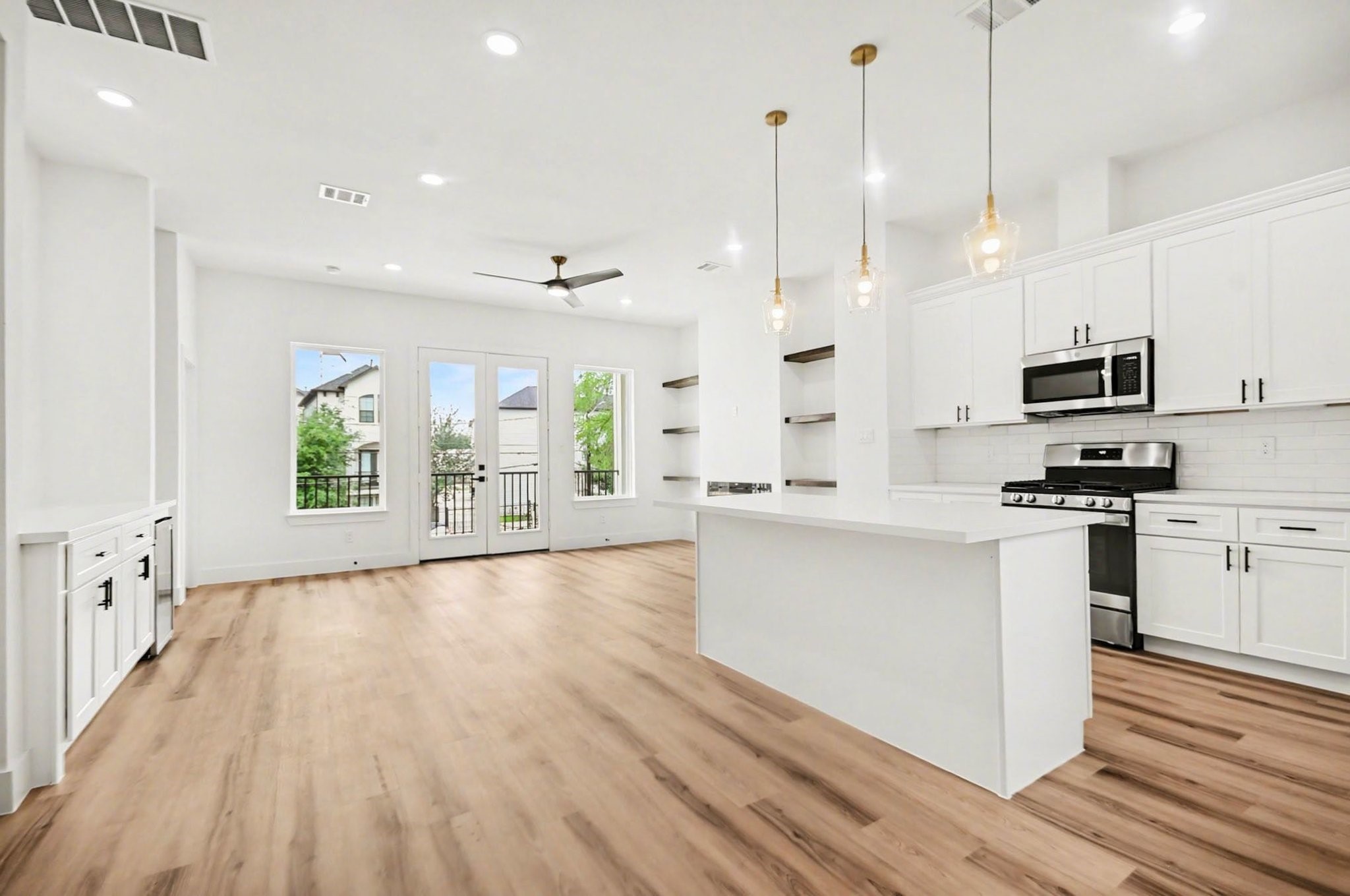 123 Milby Street Property Photo 11