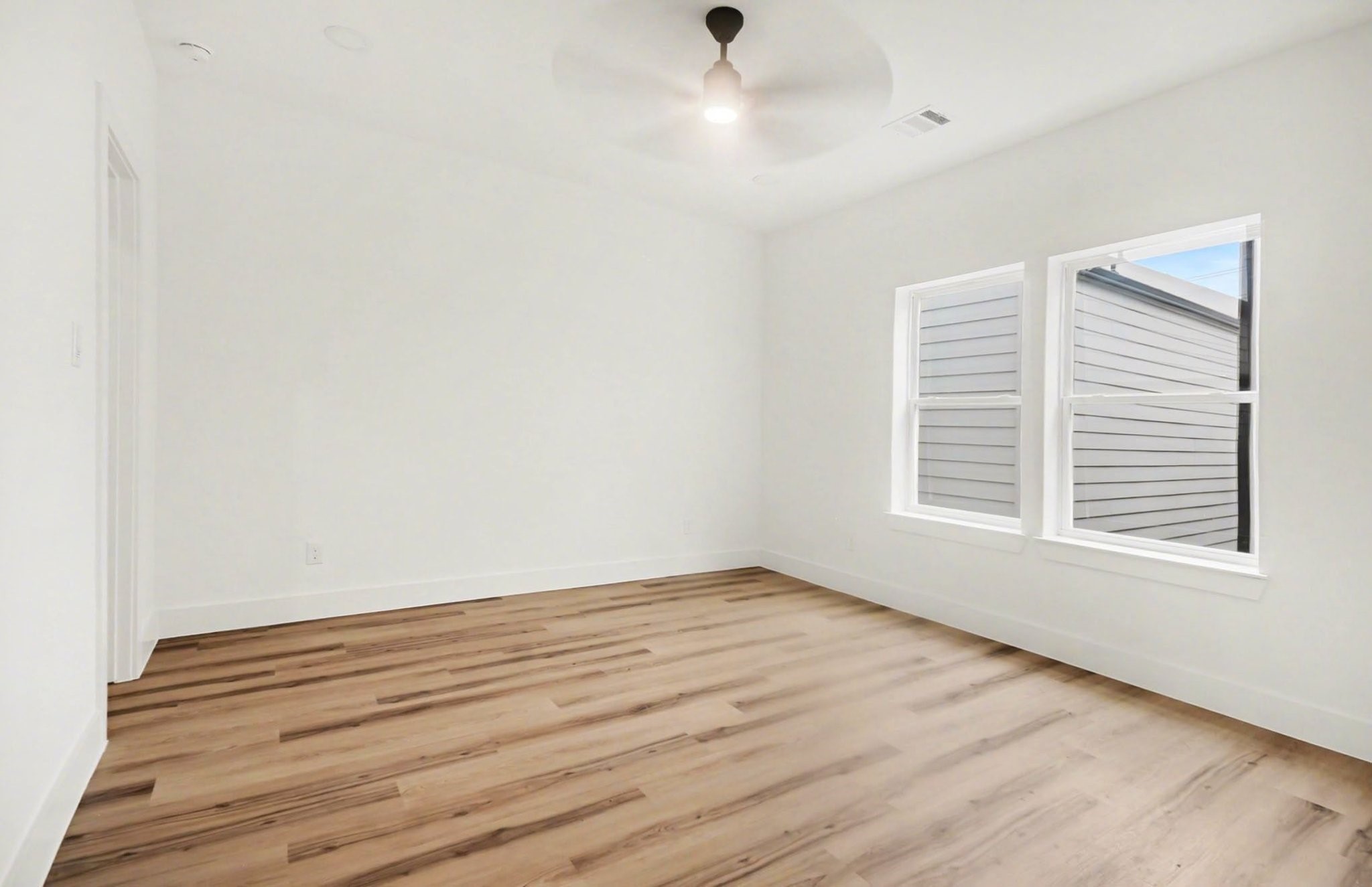 123 Milby Street Property Photo 17