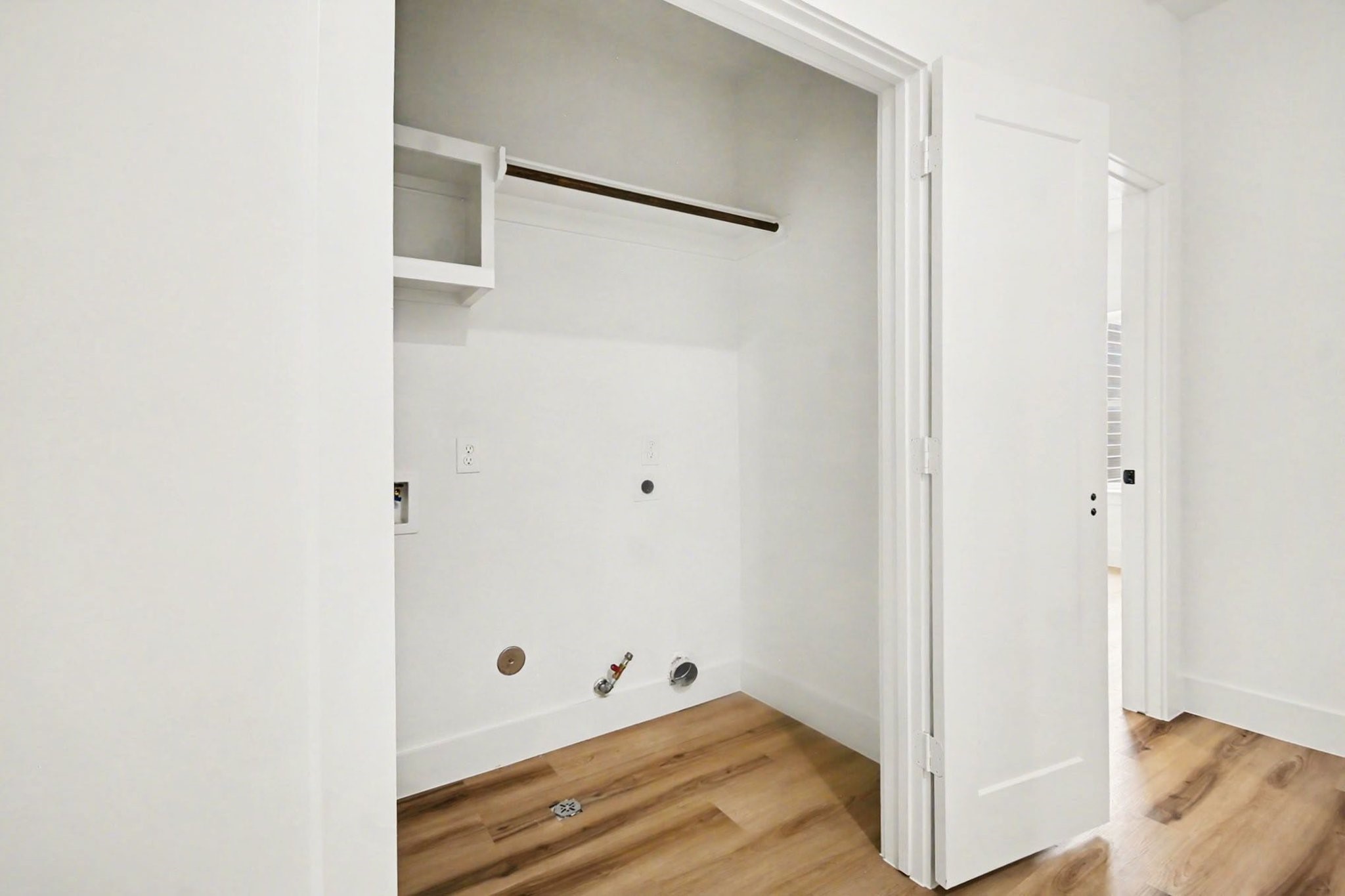 123 Milby Street Property Photo 32