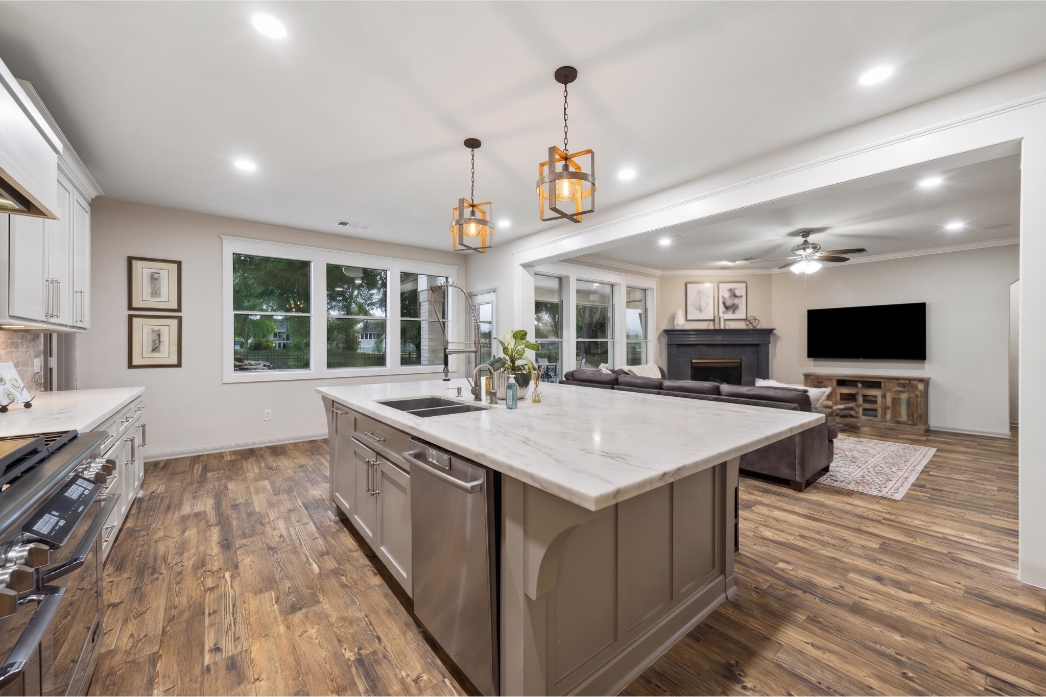 7710 Stone Arbor Drive Property Photo 13
