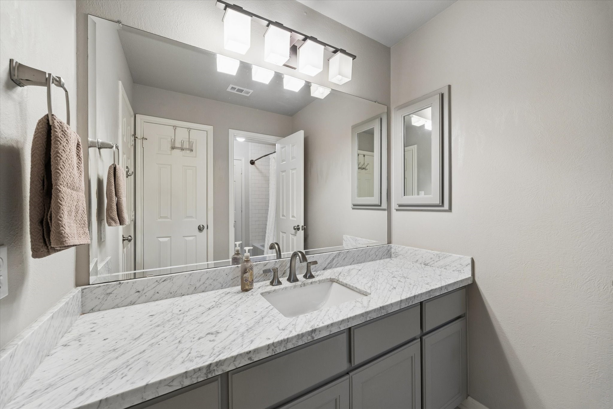 7710 Stone Arbor Drive Property Photo 31